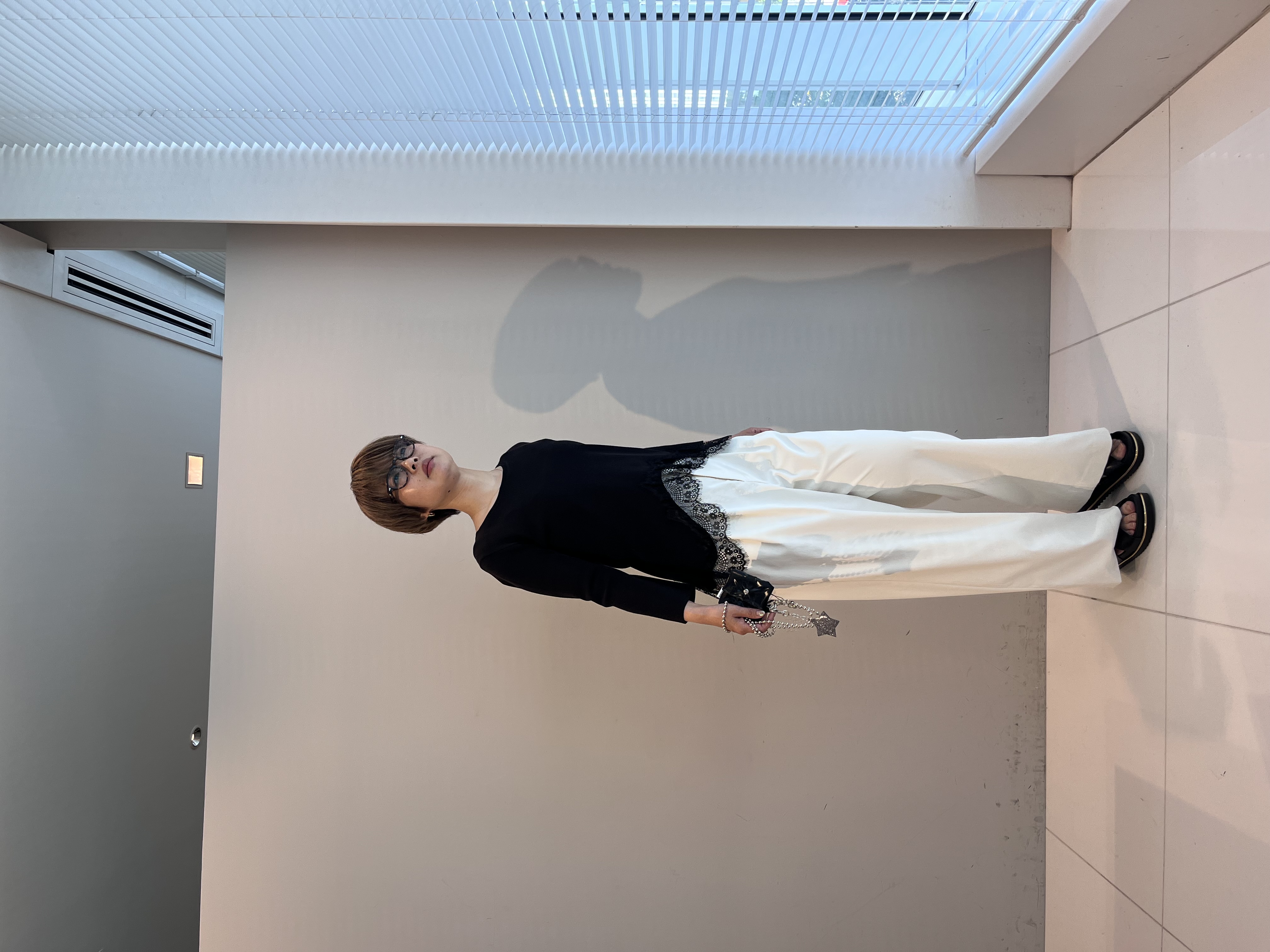 Mariko.Sさんの「OPAQUE.CLIP｜【es】裾イレギュラーヘムレースニット【洗濯機OK】」を使ったコーディネート