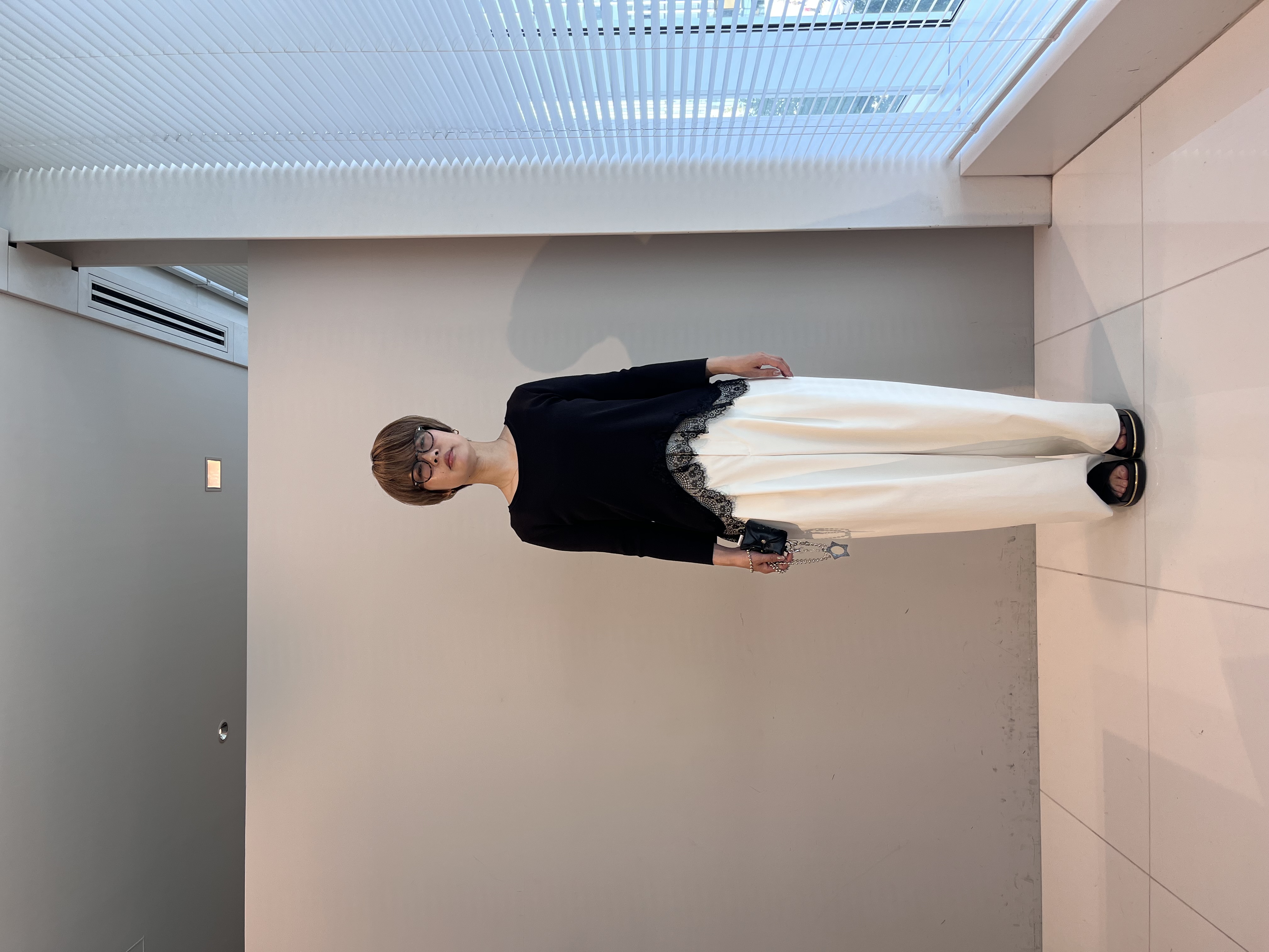 Mariko.Sさんの「OPAQUE.CLIP｜【es】裾イレギュラーヘムレースニット【洗濯機OK】」を使ったコーディネート