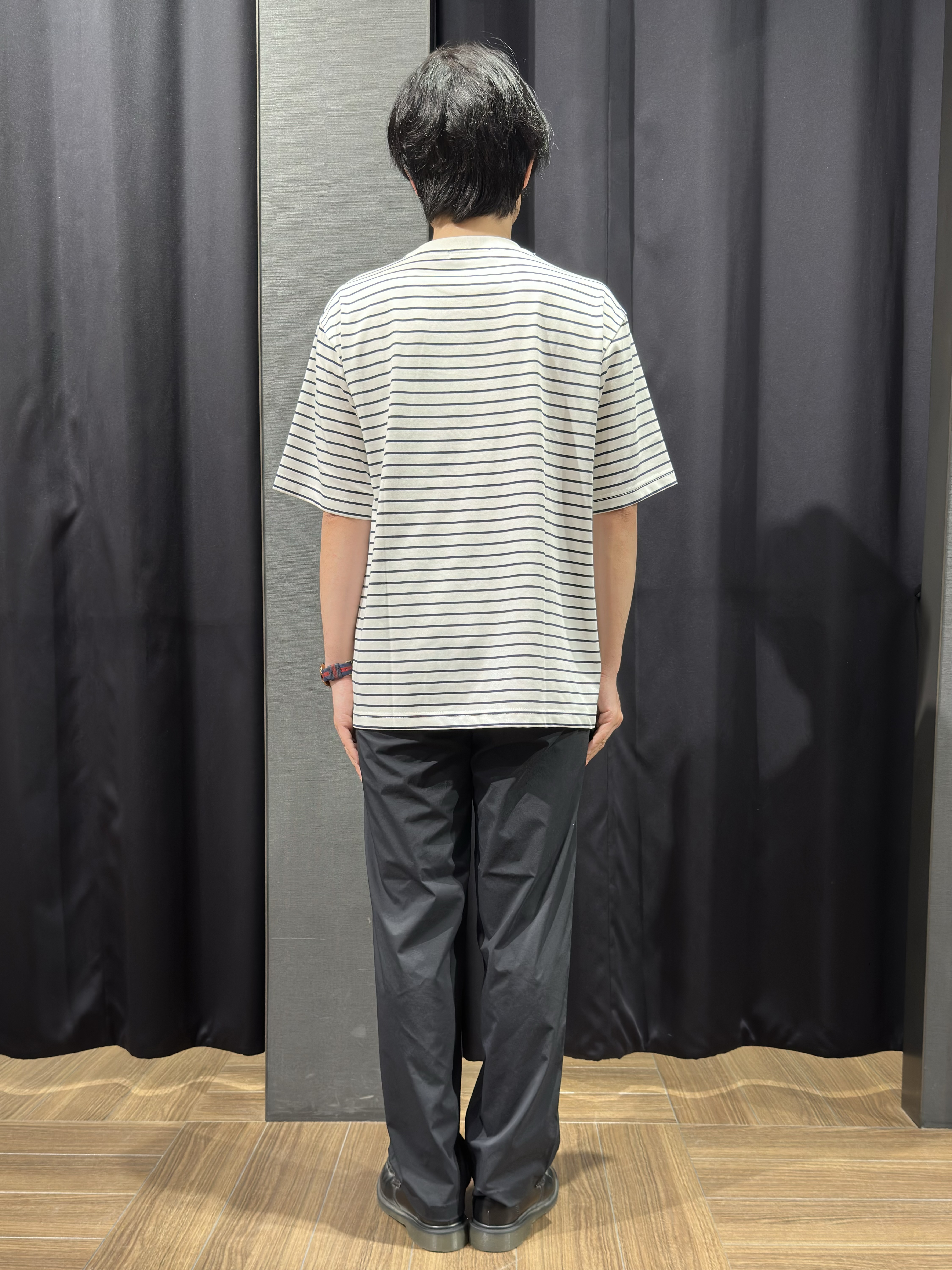 tomoyaさんの「THE SHOP TK｜ワンポイント刺繍 半袖Tシャツ 洗濯機OK」を使ったコーディネート