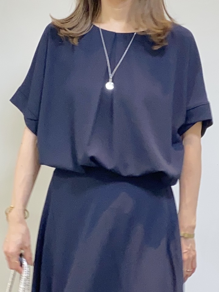 tomoさんの「UNTITLED｜【セットアップ可/UVカット/前後2WAY】リラクシーフレンチスリーブブラウス」を使ったコーディネート