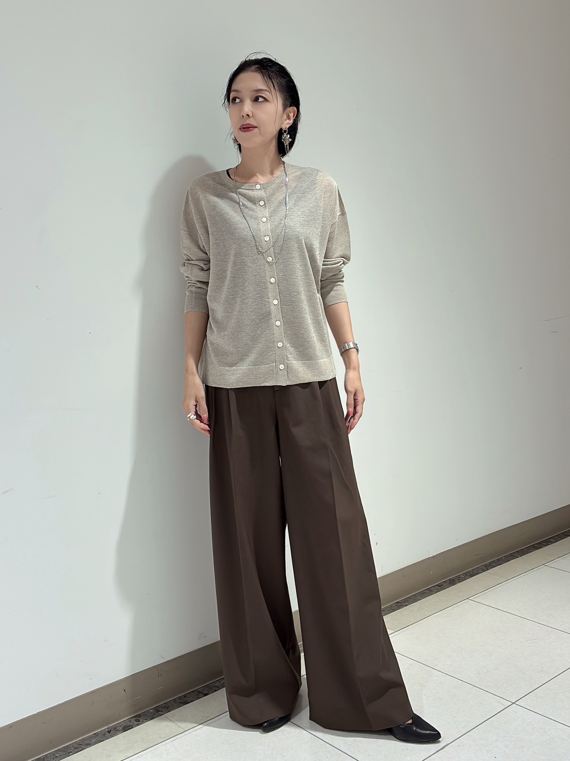 環さんの「UNTITLED｜【アンサンブル可】前後2WAYカーディガン」を使ったコーディネート