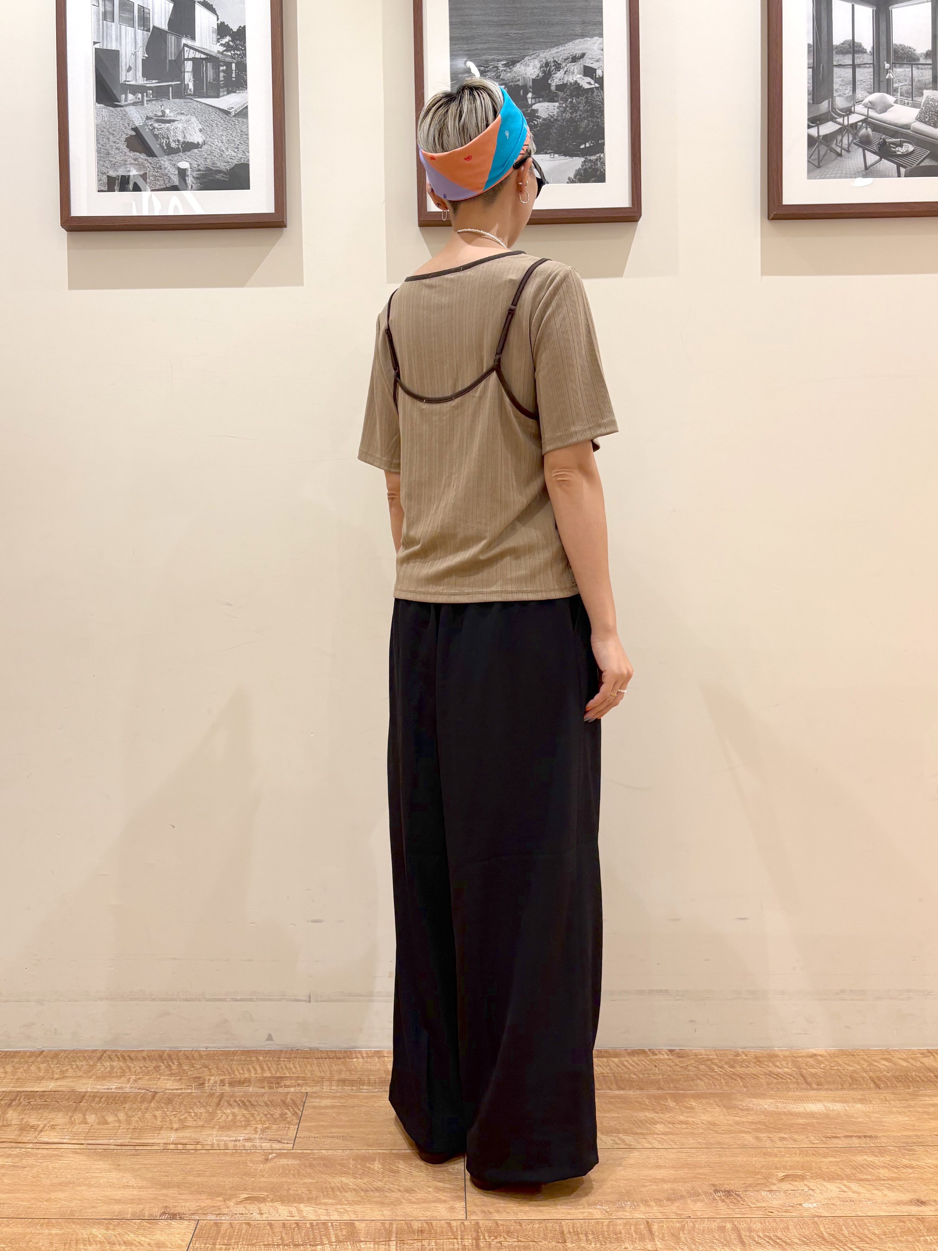 Ayumiさんの「SHOO･LA･RUE｜【2点セット】ランダムテレコで細見え  配色使いTシャツ+キャミソール」を使ったコーディネート