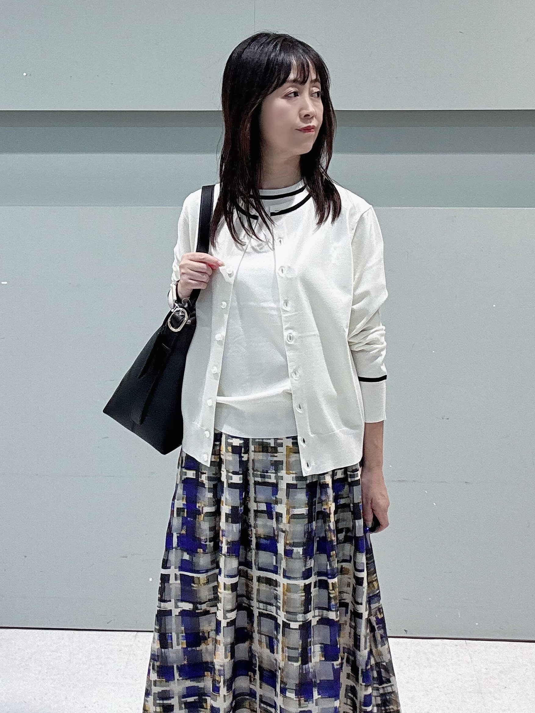makiさんの「UNTITLED｜【アンサンブル可能】コンパクトニットカーディガン」を使ったコーディネート