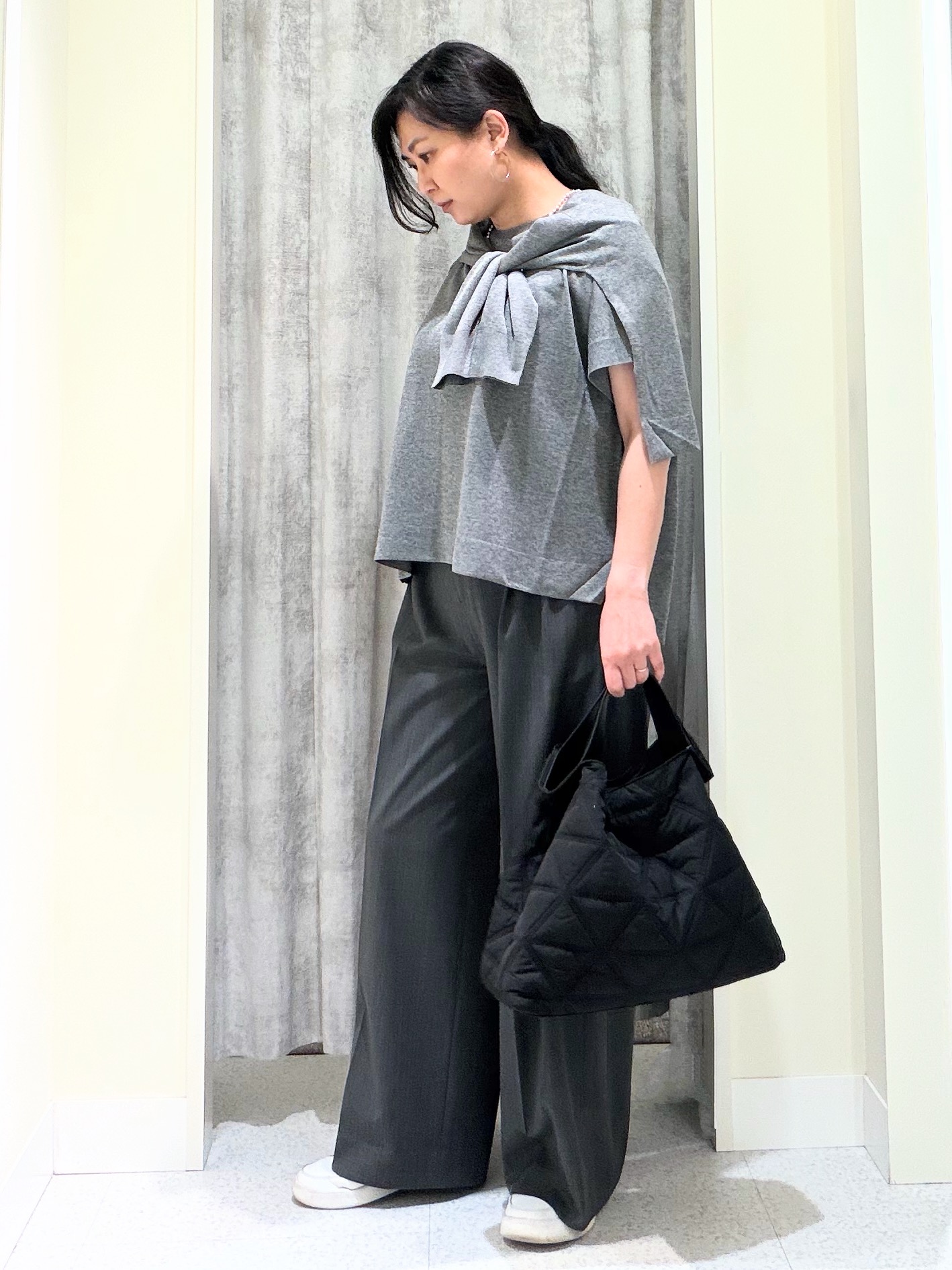 なおさんの「UNTITLED｜【アンサンブル可/品のある透け感】Tシャツ風ニットトップス」を使ったコーディネート