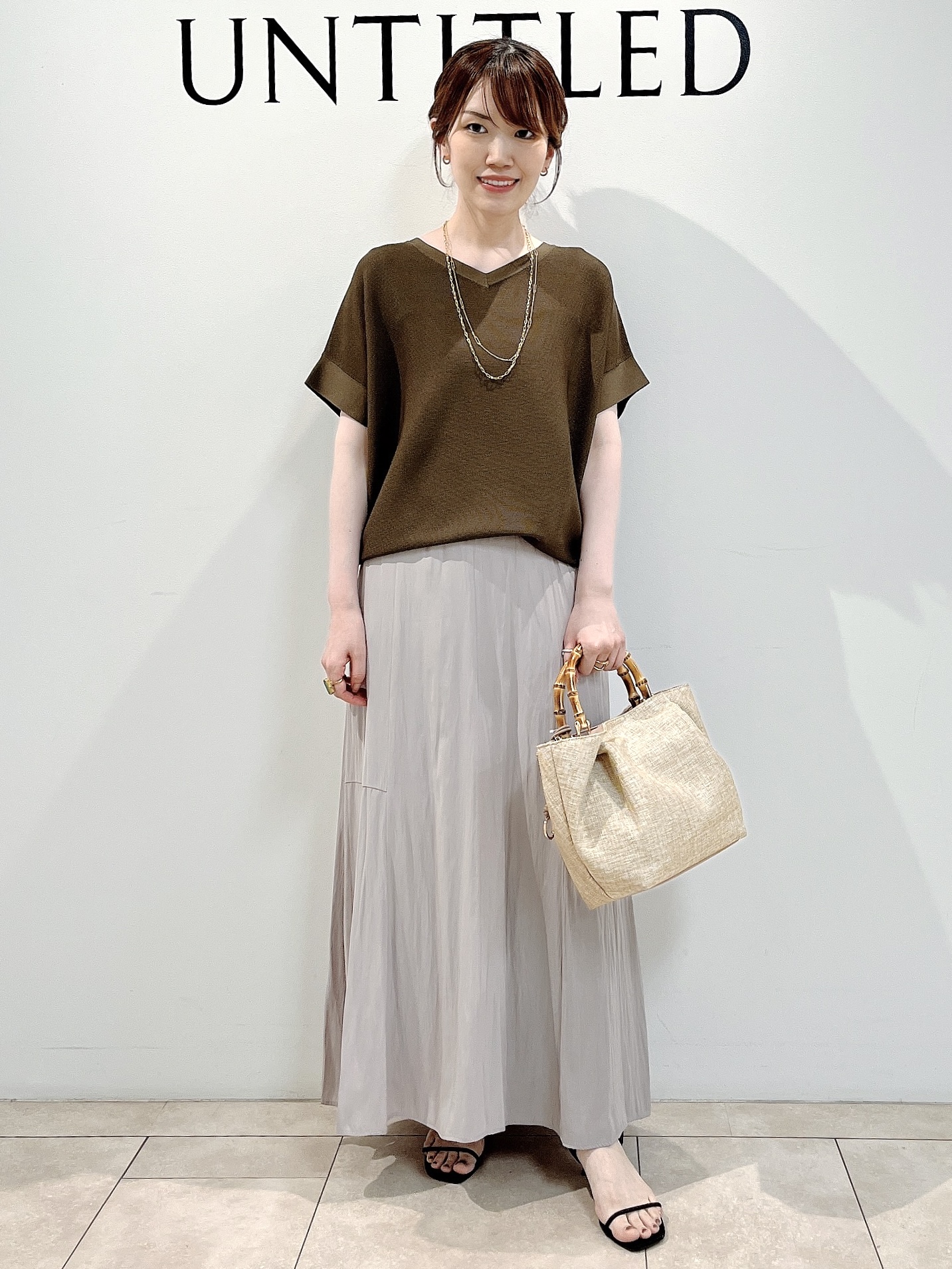 hayaさんの「UNTITLED｜【11色展開/体型カバー】前後2WAYフレンチスリーブニット」を使ったコーディネート