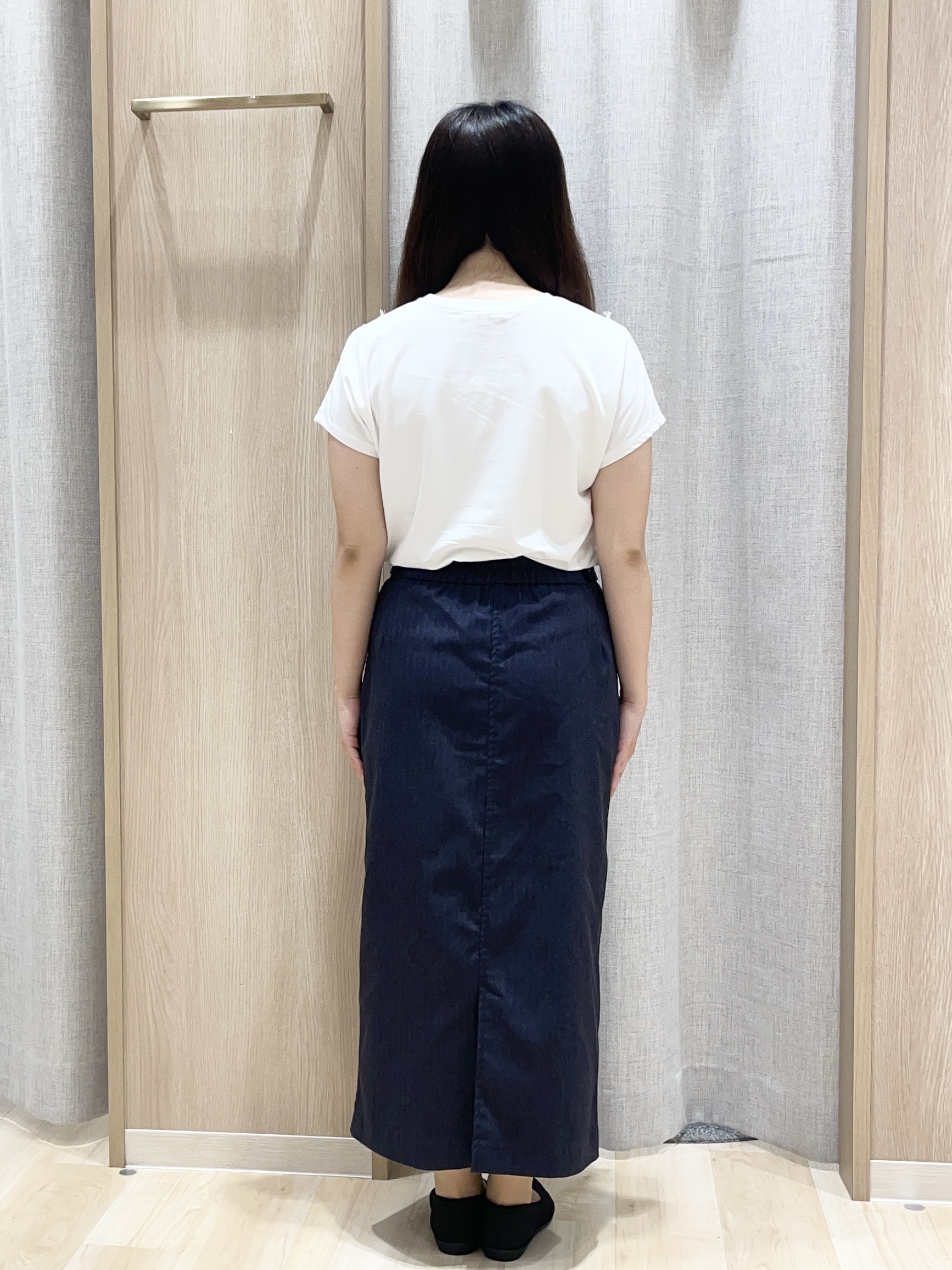 Aikoさんの「grove｜【持続冷感/SET UP可】ひんやりポンチシリーズ／フロントレースドルマンカットソー」を使ったコーディネート