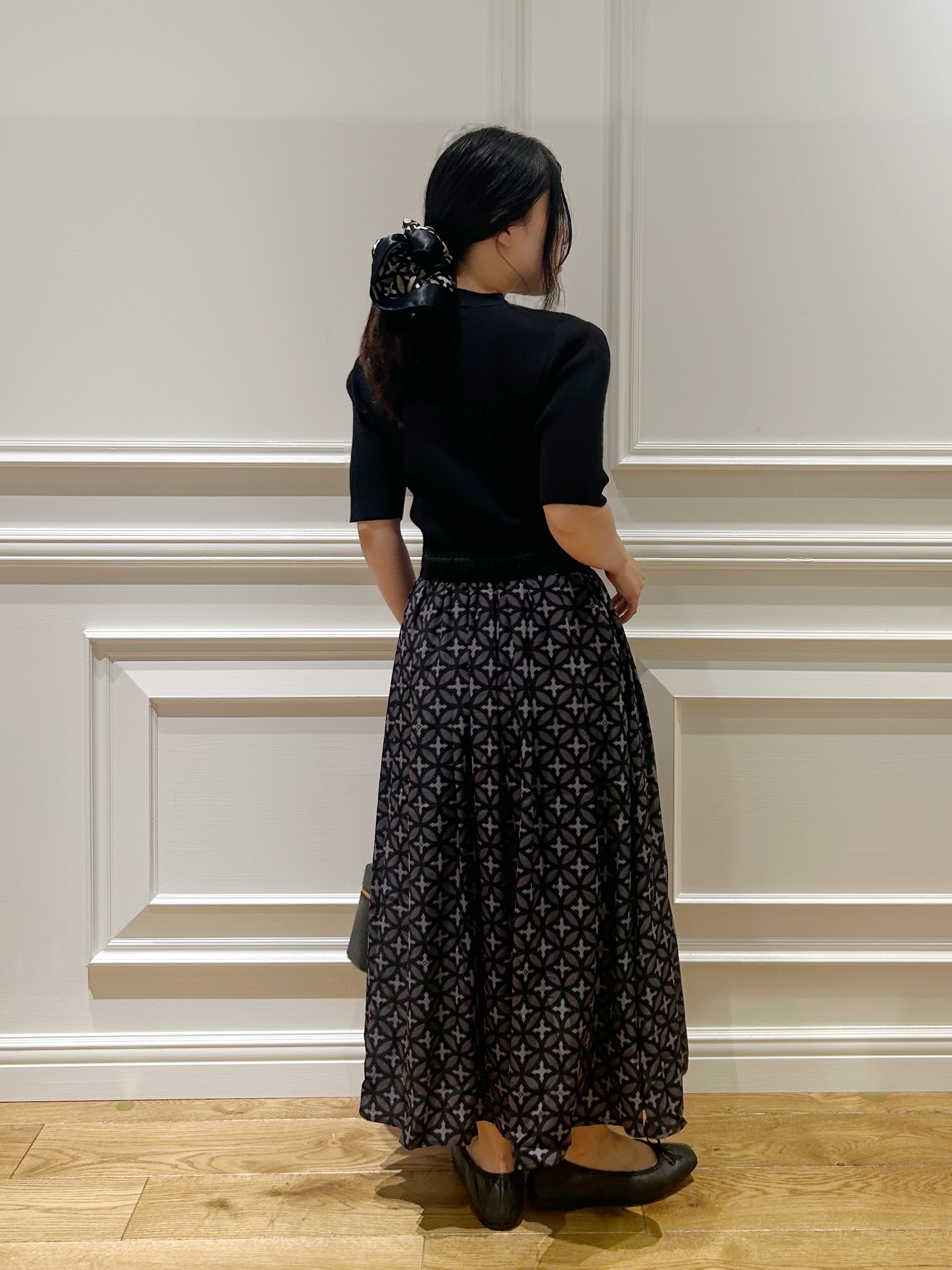 とりみさんの「DRESSTERIOR｜オーバーラップコンビワンピース」を使ったコーディネート