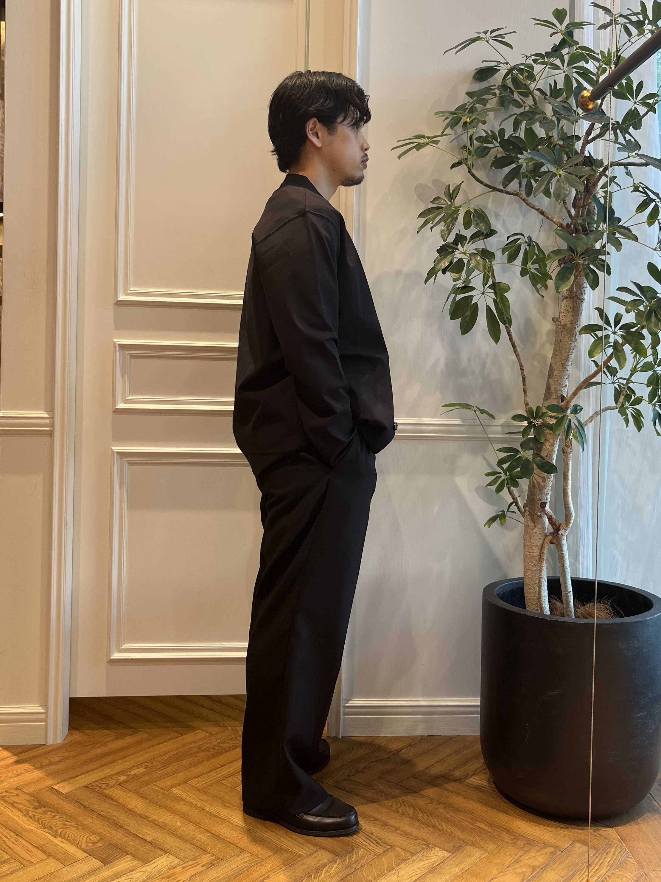 Tokuさんの「DRESSTERIOR｜【接触冷感／セットアップ可】ドライタッチ ハイカウントカットソー カーディガン」を使ったコーディネート