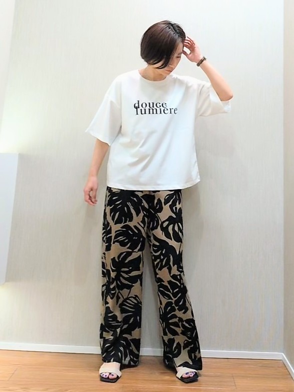 ミズタさんの「UNTITLED｜コットンロゴTシャツ」を使ったコーディネート