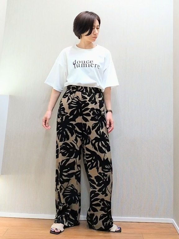 ミズタさんの「UNTITLED｜コットンロゴTシャツ」を使ったコーディネート