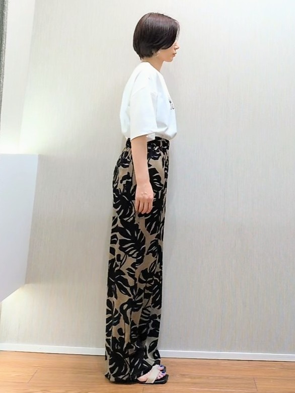 ミズタさんの「UNTITLED｜コットンロゴTシャツ」を使ったコーディネート