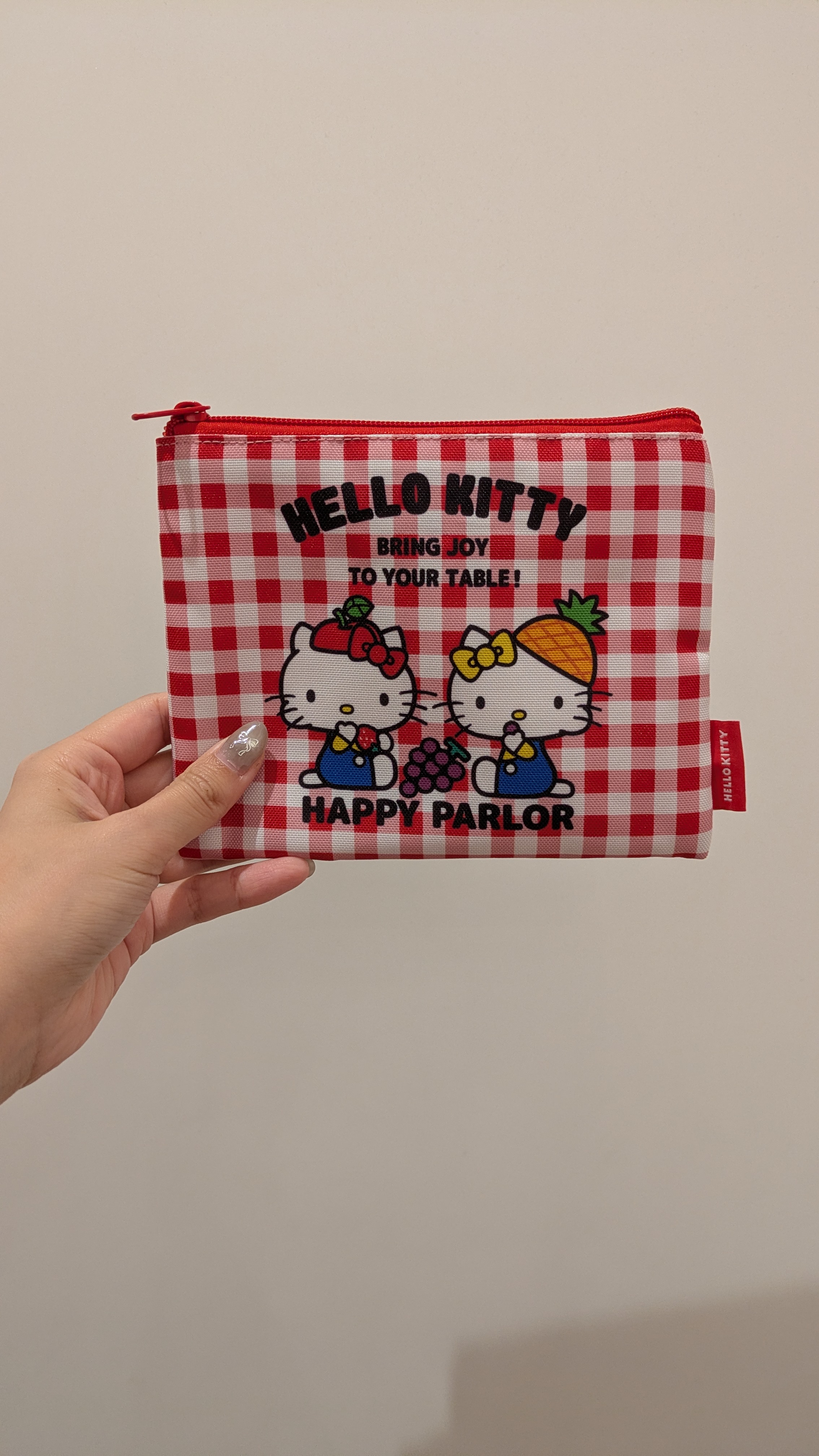 shino.さんの「212 KITCHEN STORE｜ポーチ3P SANRIO CHARACTERS ＜Sanrio サンリオ＞」を使ったコーディネート