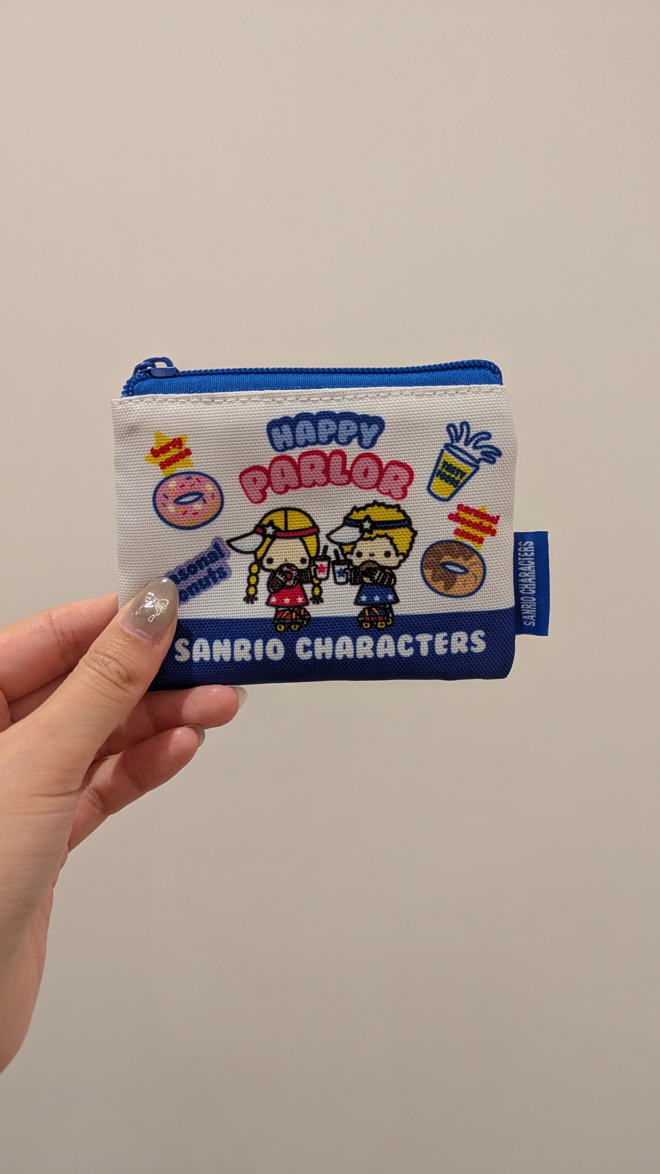 shino.さんの「212 KITCHEN STORE｜ポーチ3P SANRIO CHARACTERS ＜Sanrio サンリオ＞」を使ったコーディネート