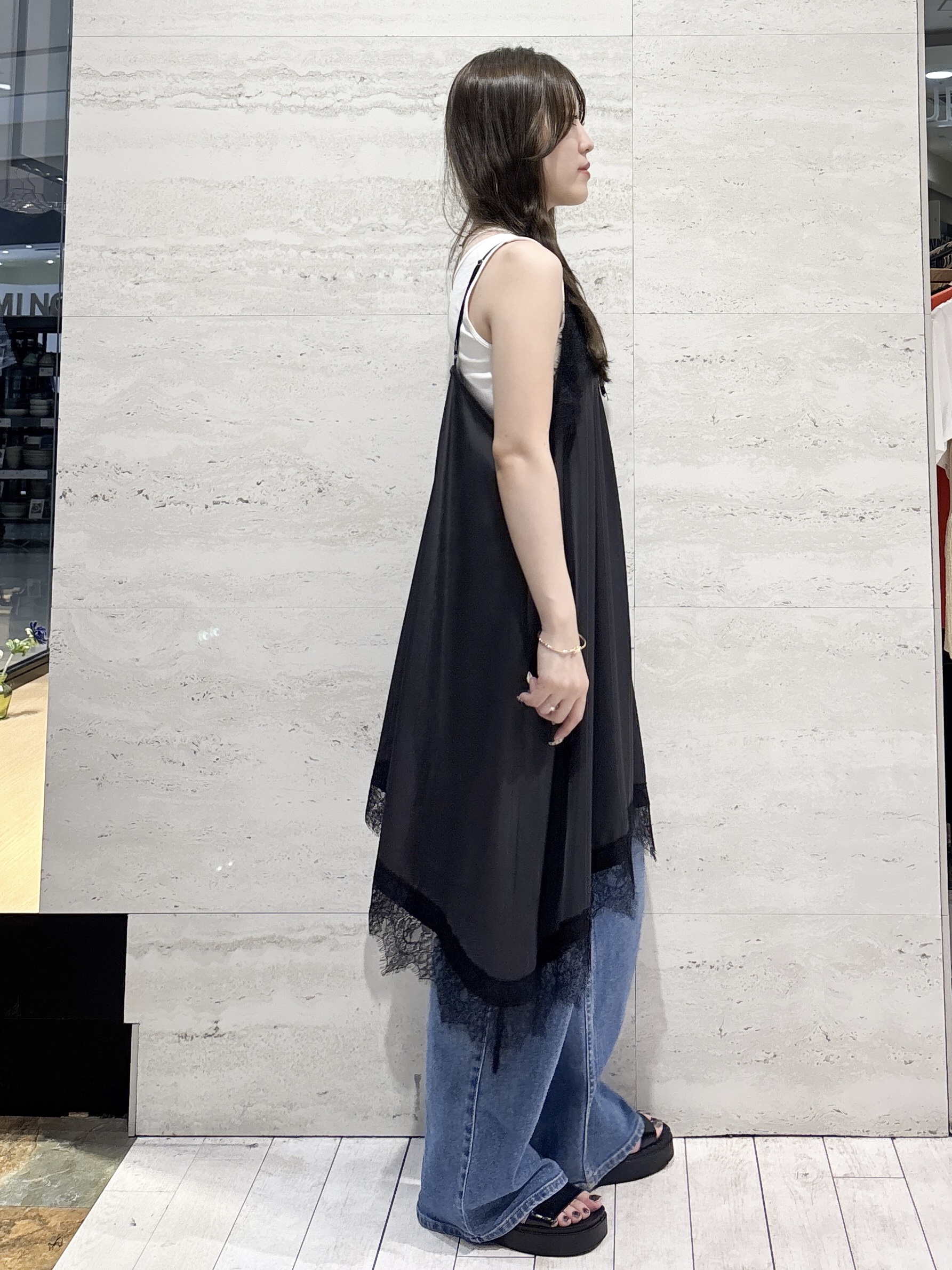 かほさんの「OPAQUE.CLIP｜オーガニックコットン混 ベーシックリブタンクトップ【洗濯機OK】」を使ったコーディネート
