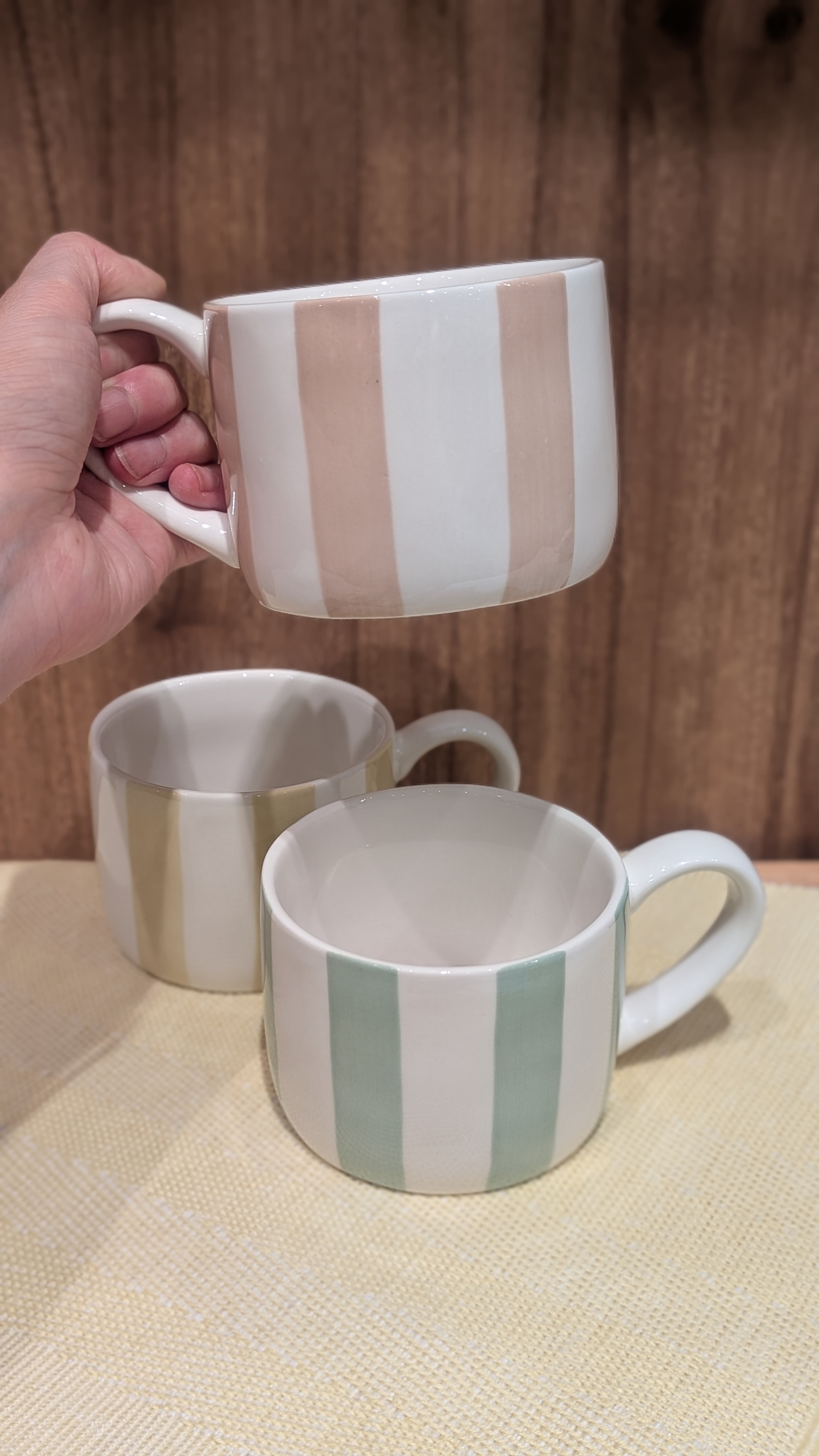 うしさんの「212 KITCHEN STORE｜ストライプ オーバルプレート PK」を使ったコーディネート