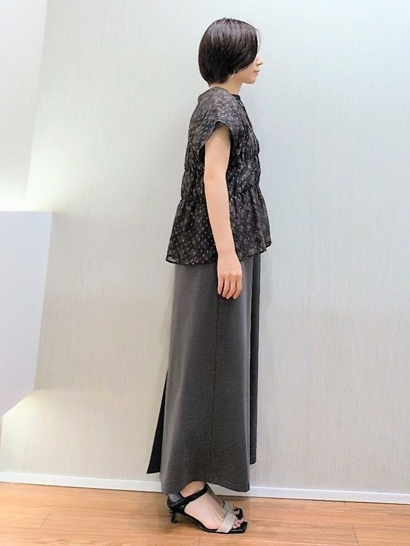 ミズタさんの「UNTITLED｜ヴィンテージドットブラウス」を使ったコーディネート