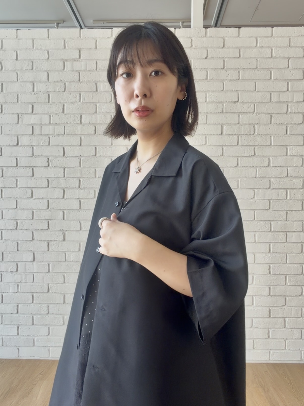 abeさんの「tk.TAKEO KIKUCHI｜【セットアップ対応可／吸水速乾】セオ&alpha;（R）開襟シャツ」を使ったコーディネート