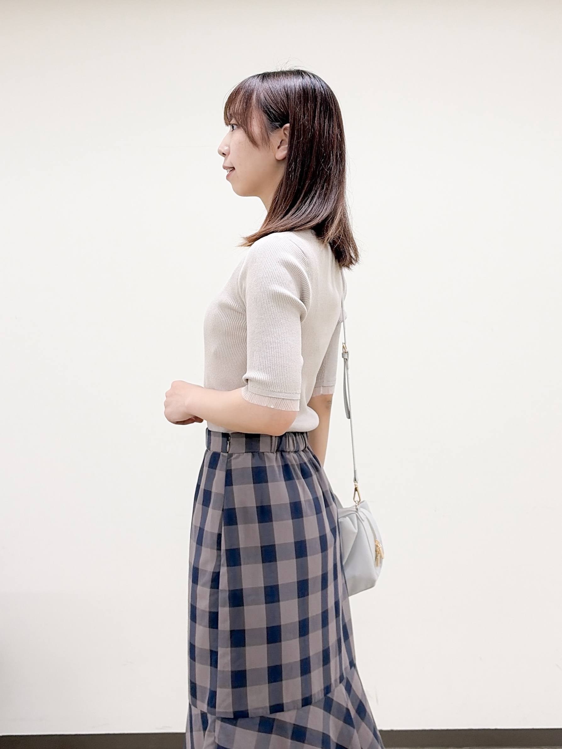 yurinaさんの「index｜【遮熱／UV】外気の熱を感じにくい！ヘンリーフリルリブニット《洗濯機OK／抗ピリング》」を使ったコーディネート