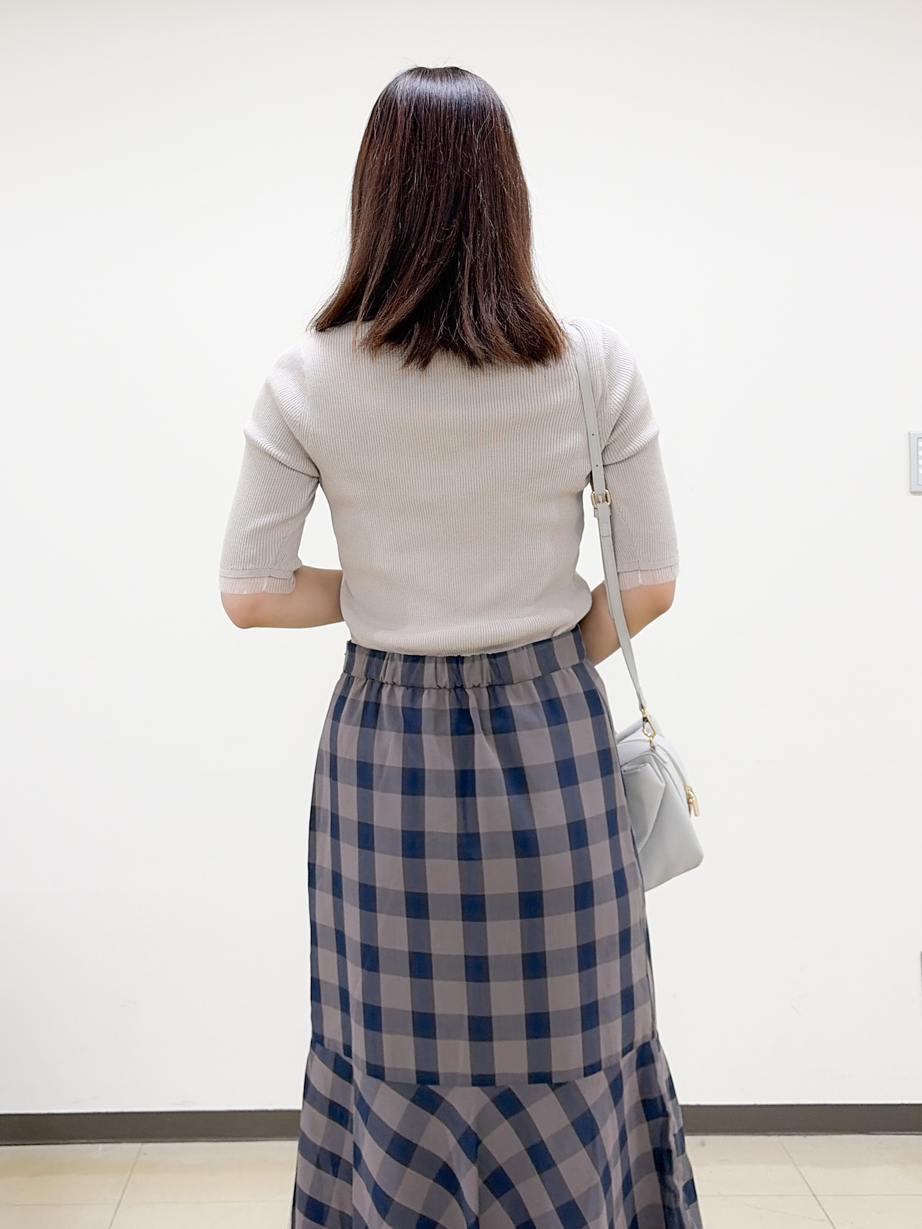 yurinaさんの「index｜【遮熱／UV】外気の熱を感じにくい！ヘンリーフリルリブニット《洗濯機OK／抗ピリング》」を使ったコーディネート