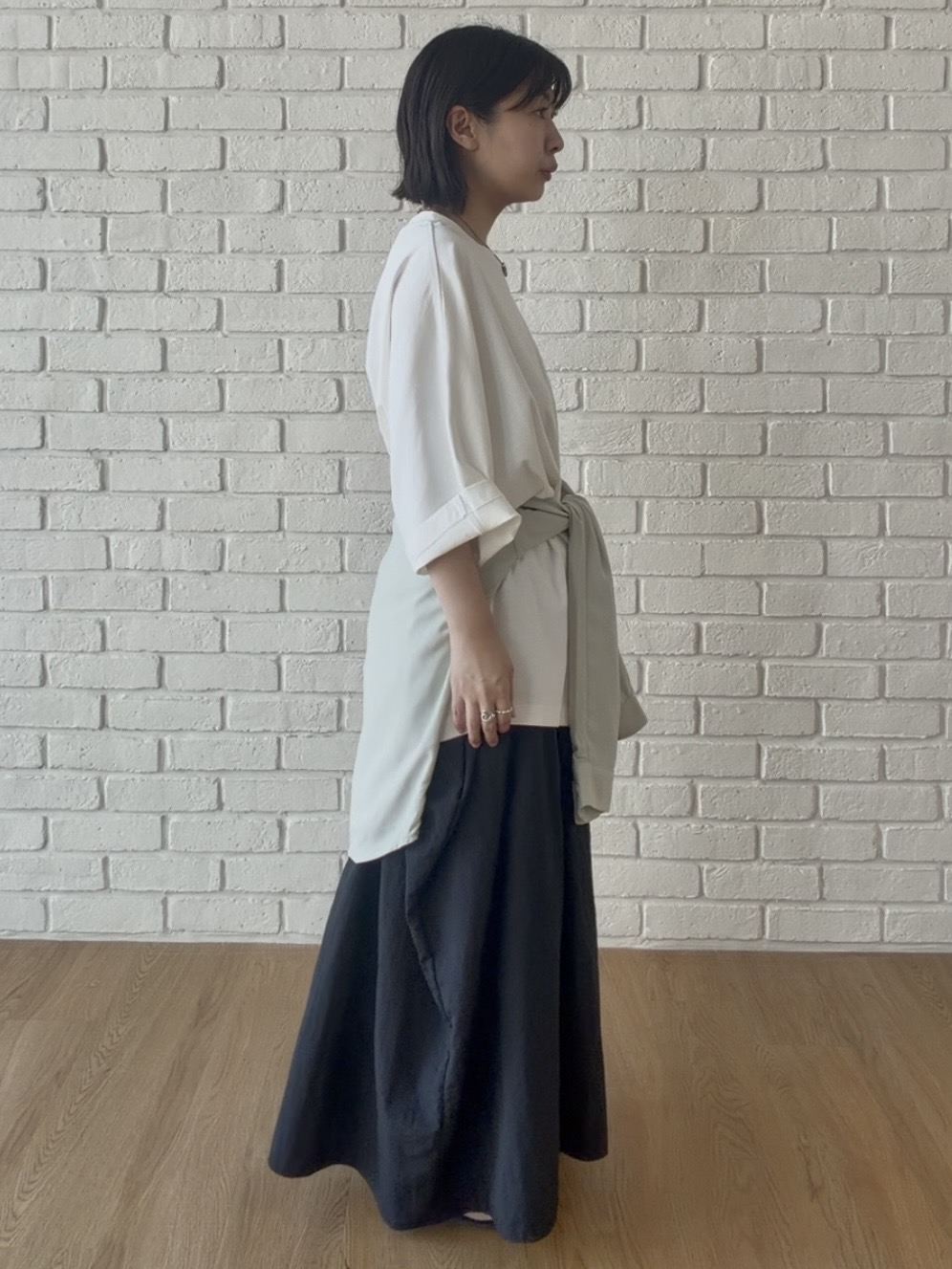 abeさんの「tk.TAKEO KIKUCHI｜【選べる7色】トロミドレープカラーシャツ/トロミ/梨地/7色/レギュラーカラー/長袖」を使ったコーディネート