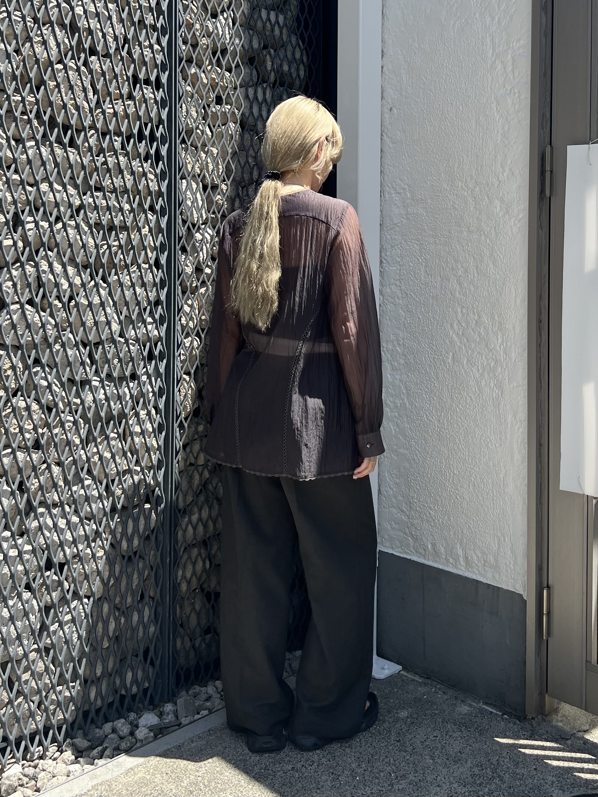 honoka Aさんの「CODE A｜lace－inset sheer tunic」を使ったコーディネート