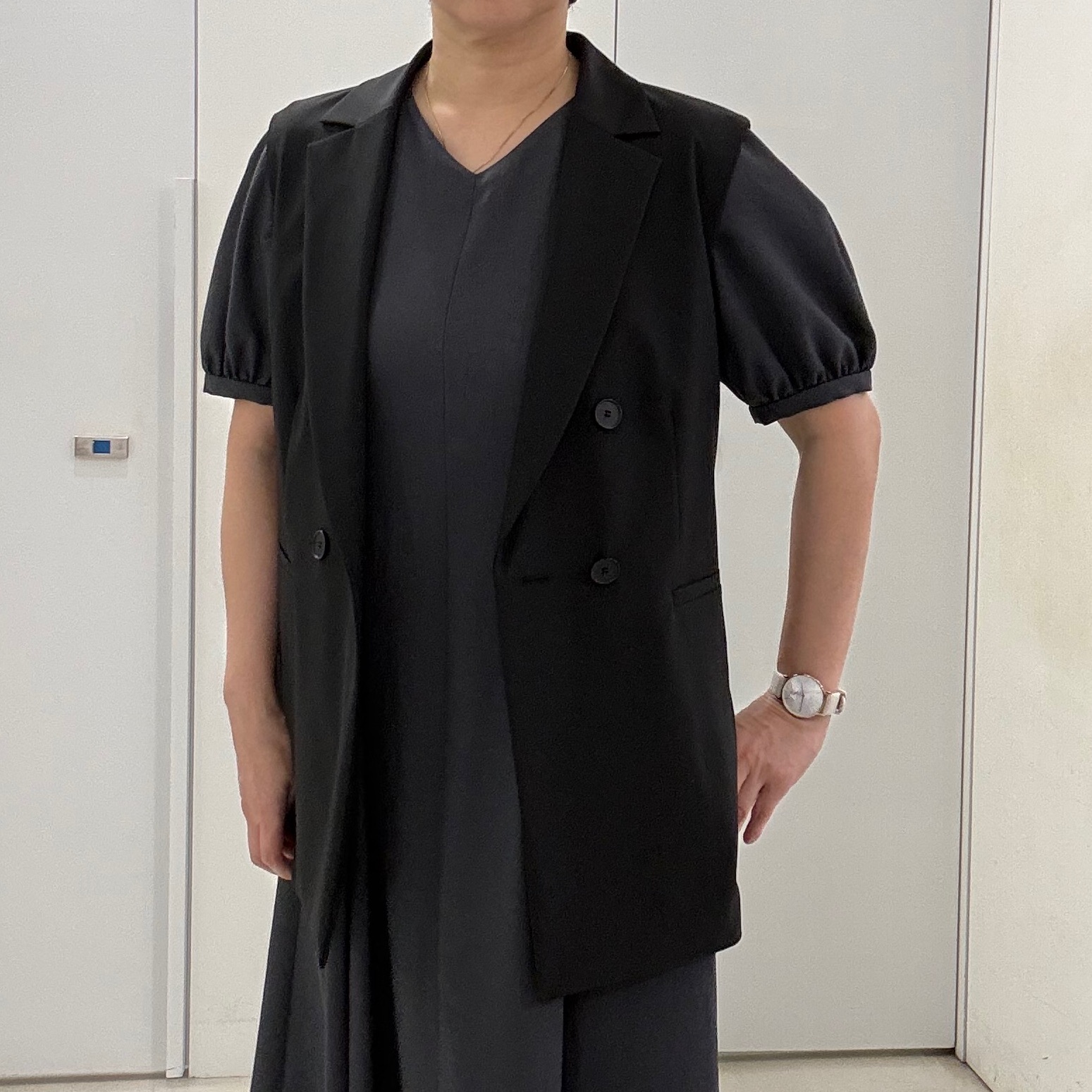 hIさんの「COUP DE CHANCE｜【手洗い可／日本製】サックワンピース」を使ったコーディネート