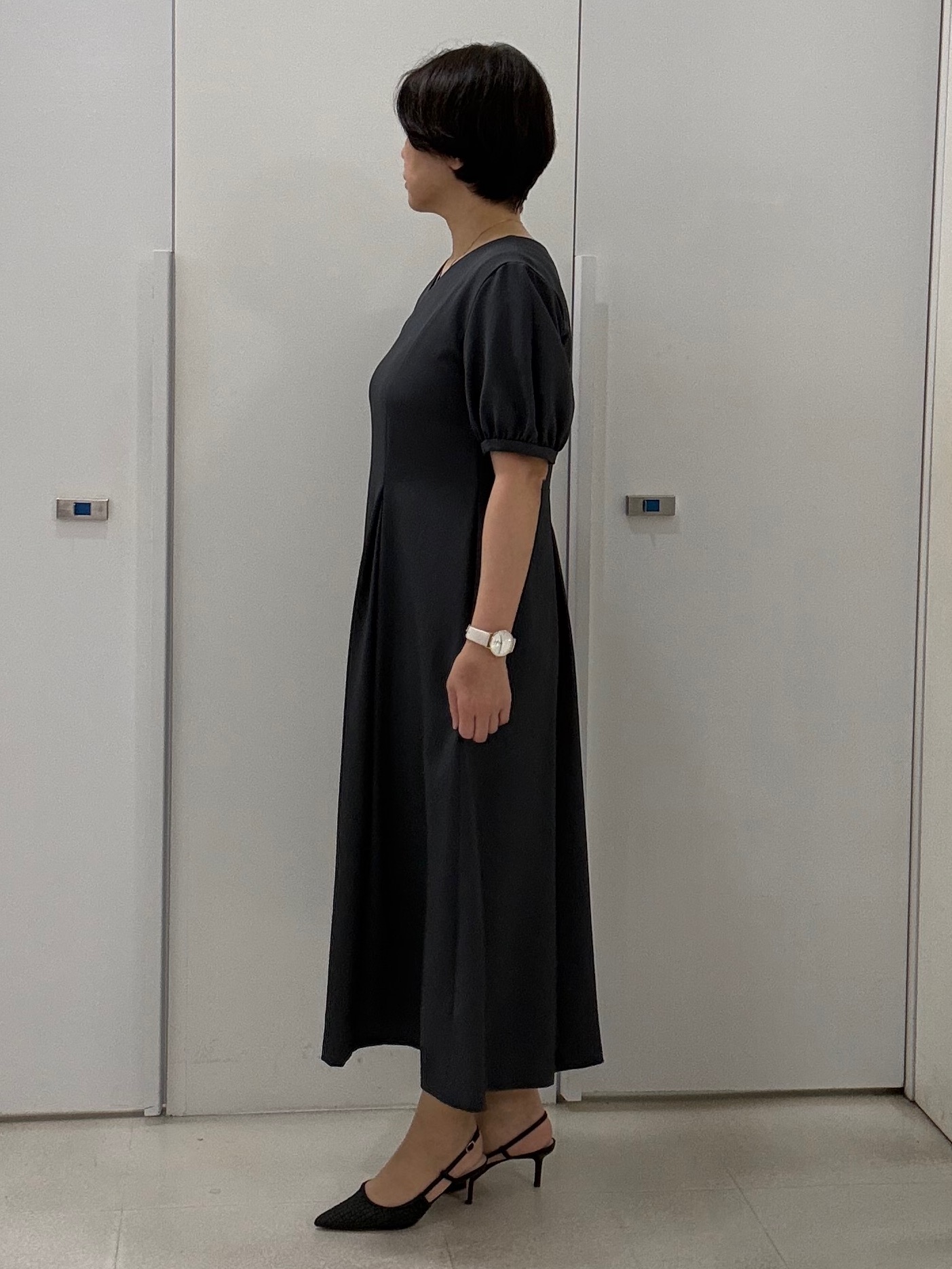 hIさんの「COUP DE CHANCE｜【手洗い可／日本製】サックワンピース」を使ったコーディネート