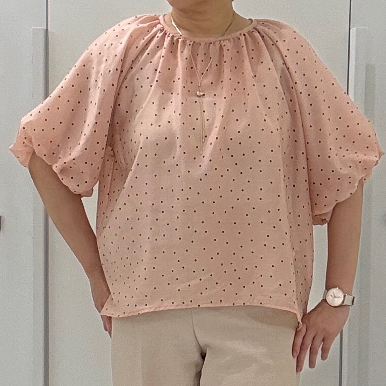 hIさんの「COUP DE CHANCE｜シアードットブラウス」を使ったコーディネート
