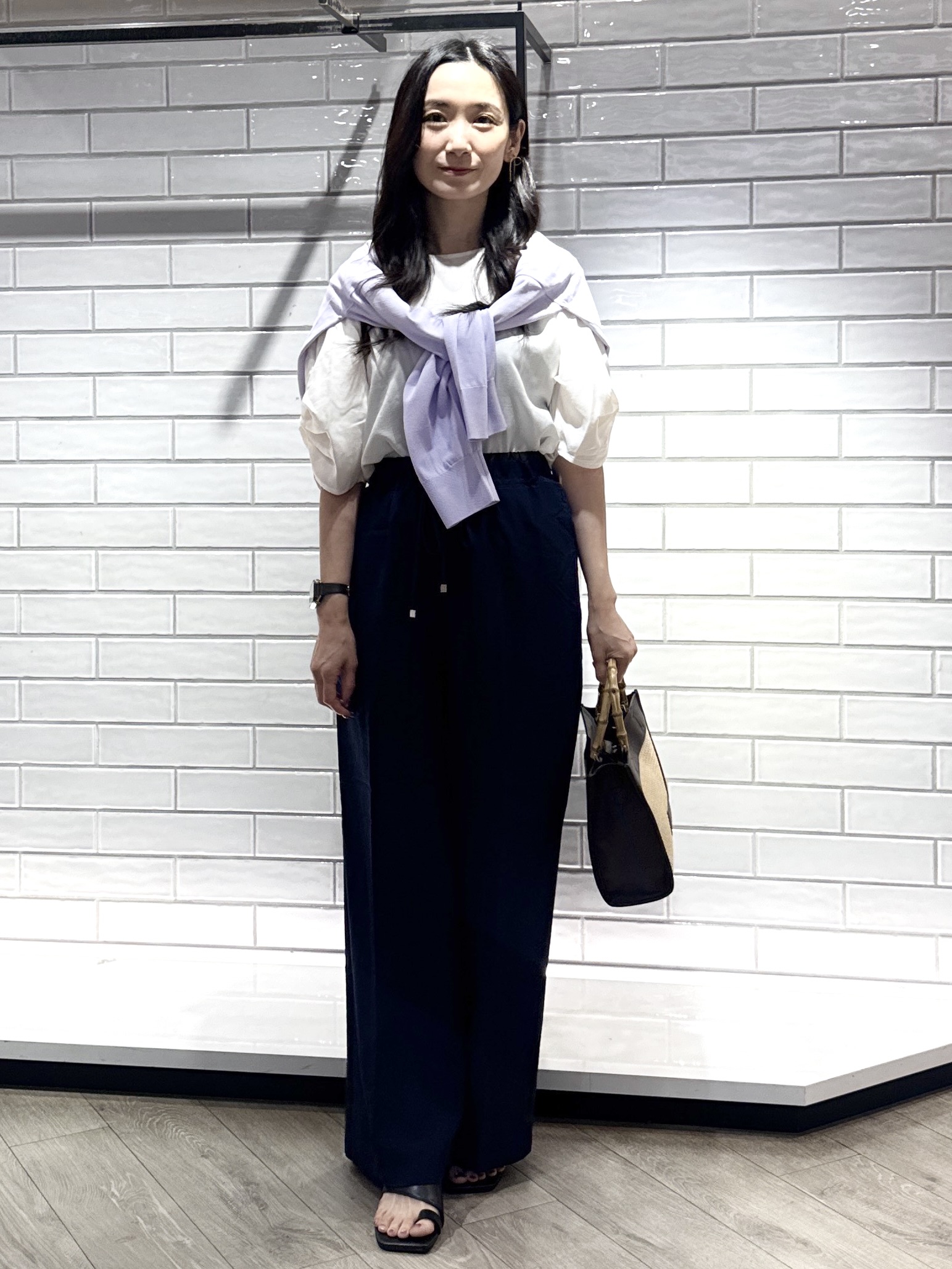 yuicciさんの「OPAQUE.CLIP｜【UV／接触冷感】Vネックリラクシーニットカーディガン《洗濯機OK／抗ピル》」を使ったコーディネート