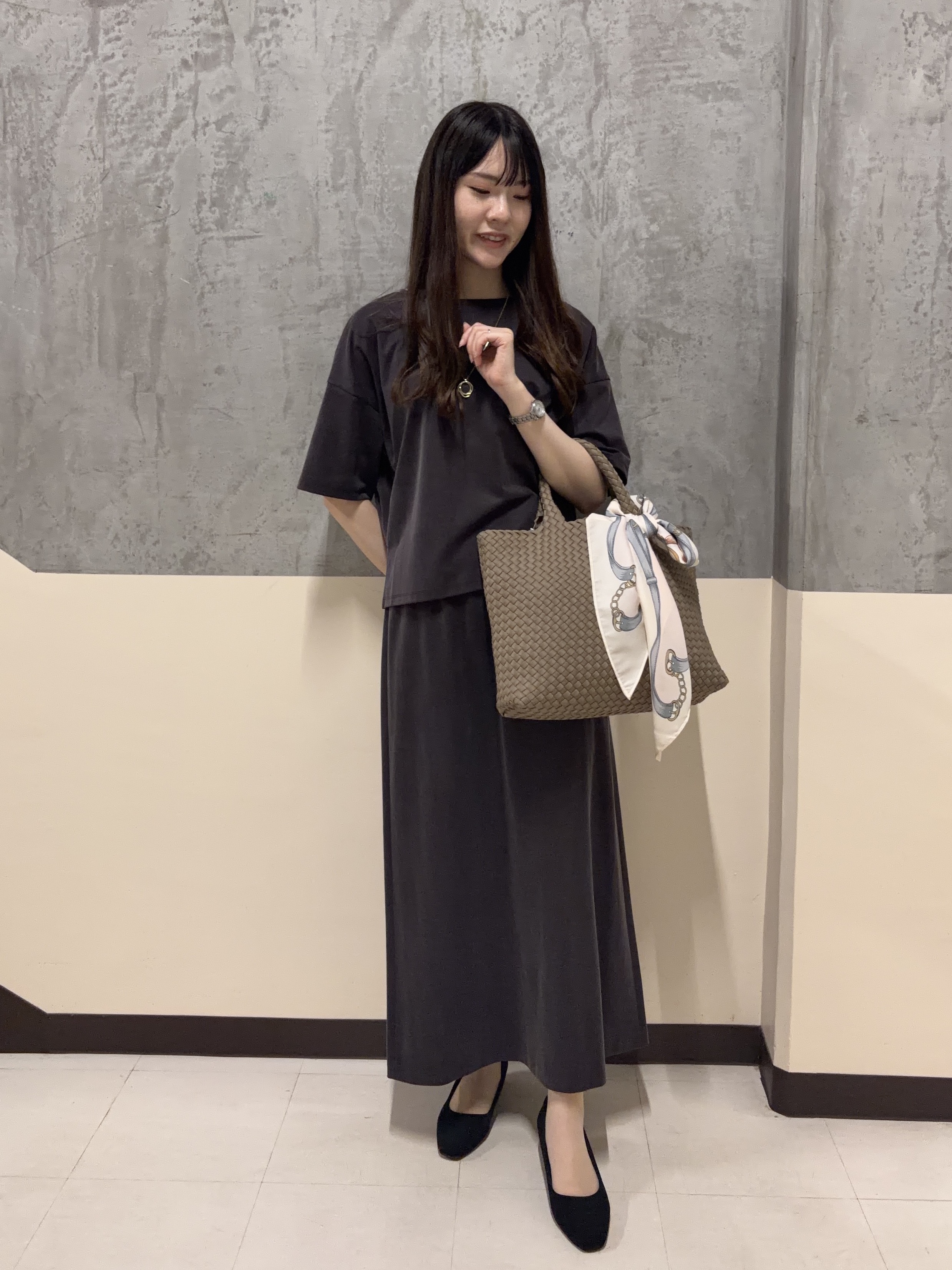 mayuさんの「UNTITLED｜【セットアップ可/接触冷感】ヴィンテージライクドルマンカットソー」を使ったコーディネート