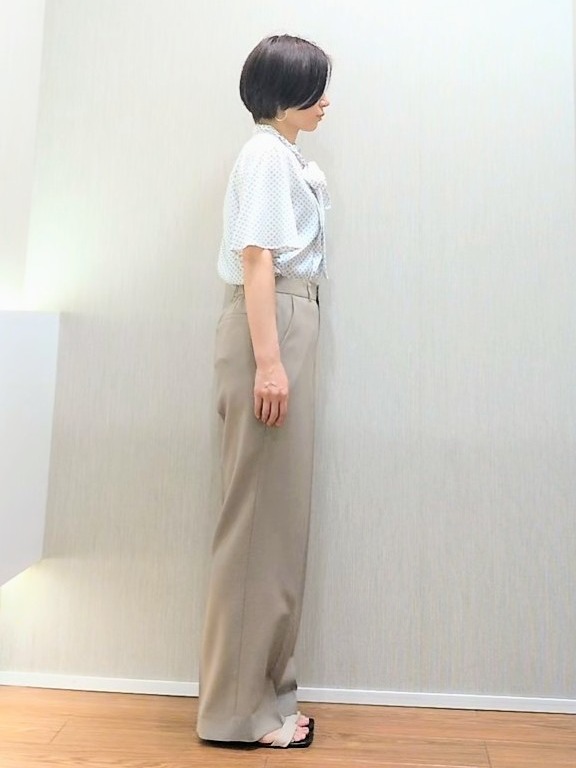 ミズタさんの「UNTITLED｜ダイヤジオメプリントブラウス」を使ったコーディネート