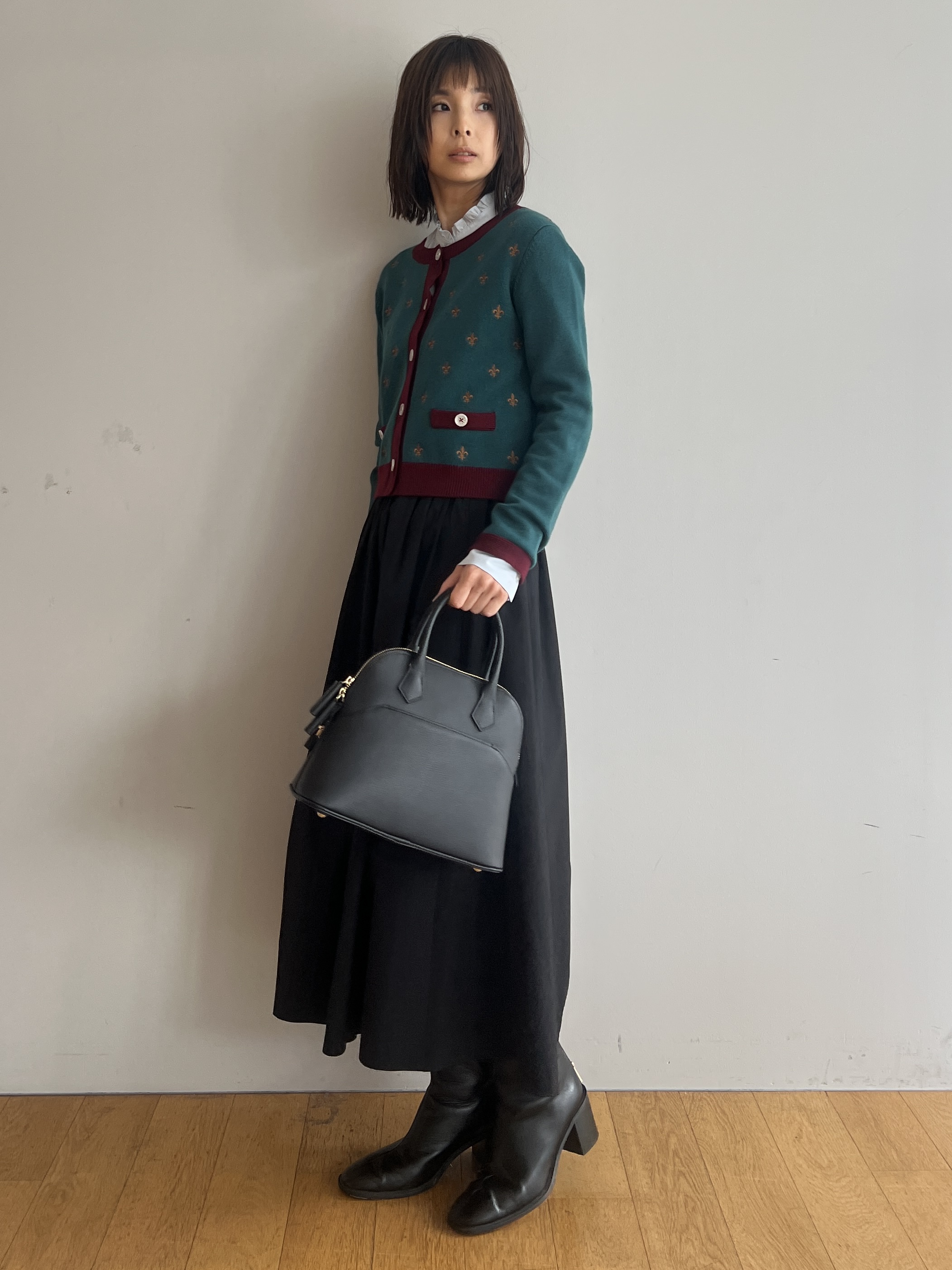 misaさんの「DRESSTERIOR｜◆mica della valle（ミカデラヴァッレ）Katia ハンドバッグ」を使ったコーディネート