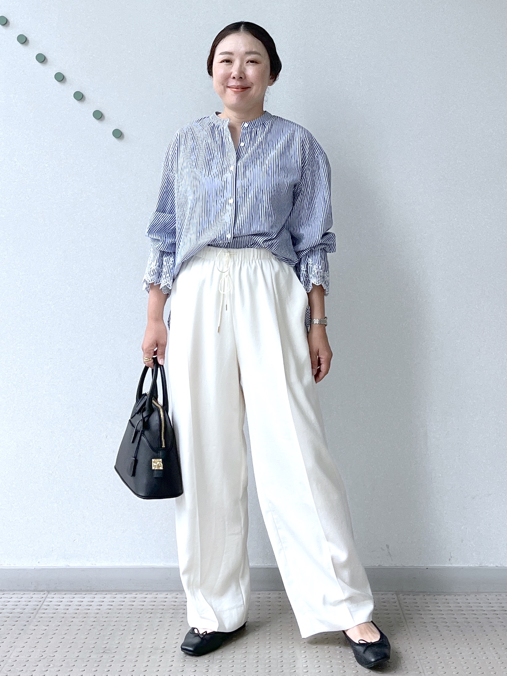 Soeさんの「DRESSTERIOR｜エンブロイダリースリーブ ブラウス」を使ったコーディネート