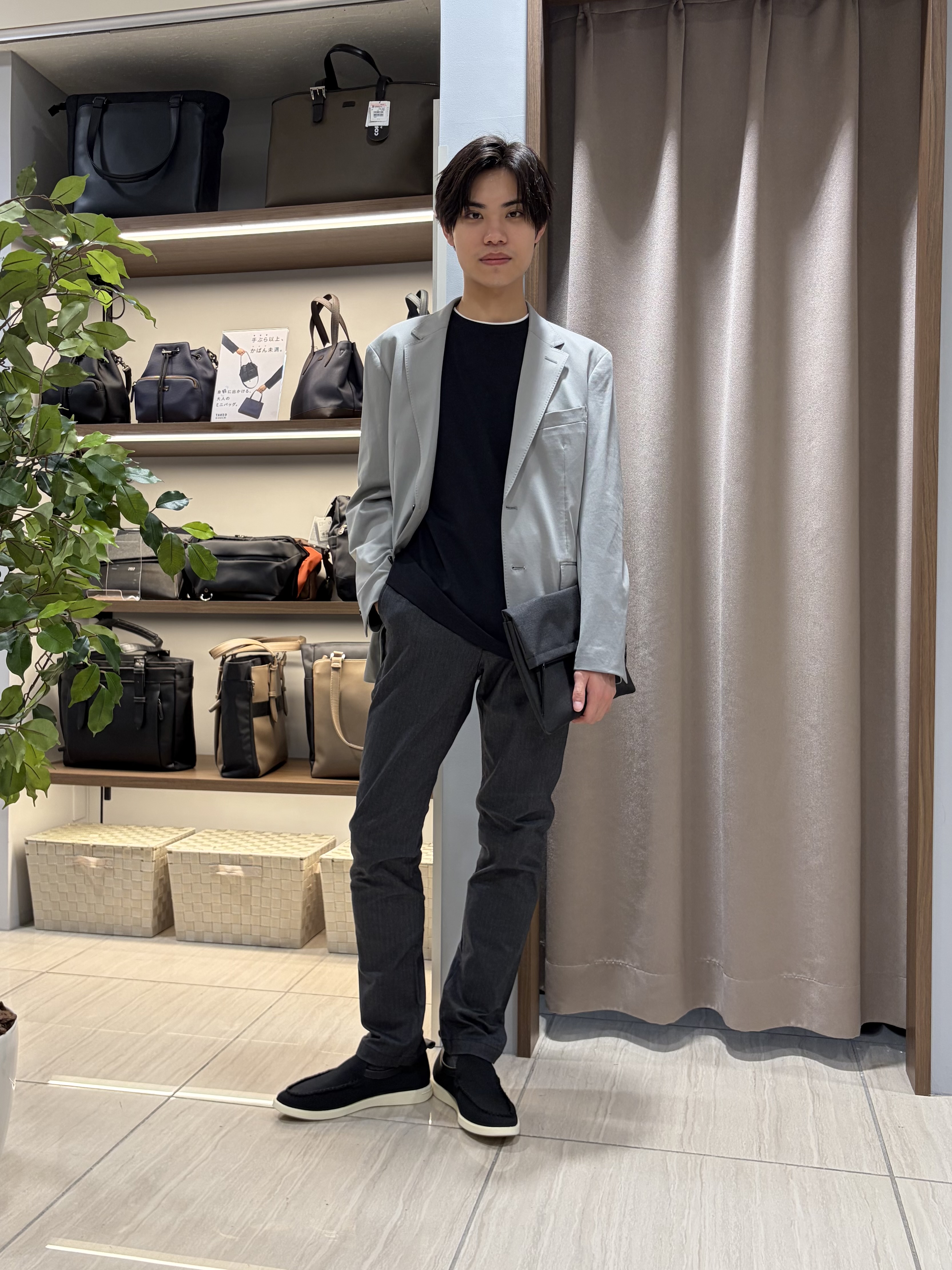 hiroさんの「TAKEO KIKUCHI｜【360&deg;ストレッチ／軽量】None Of Stress ライト ジャケット（セットアップ対応）」を使ったコーディネート