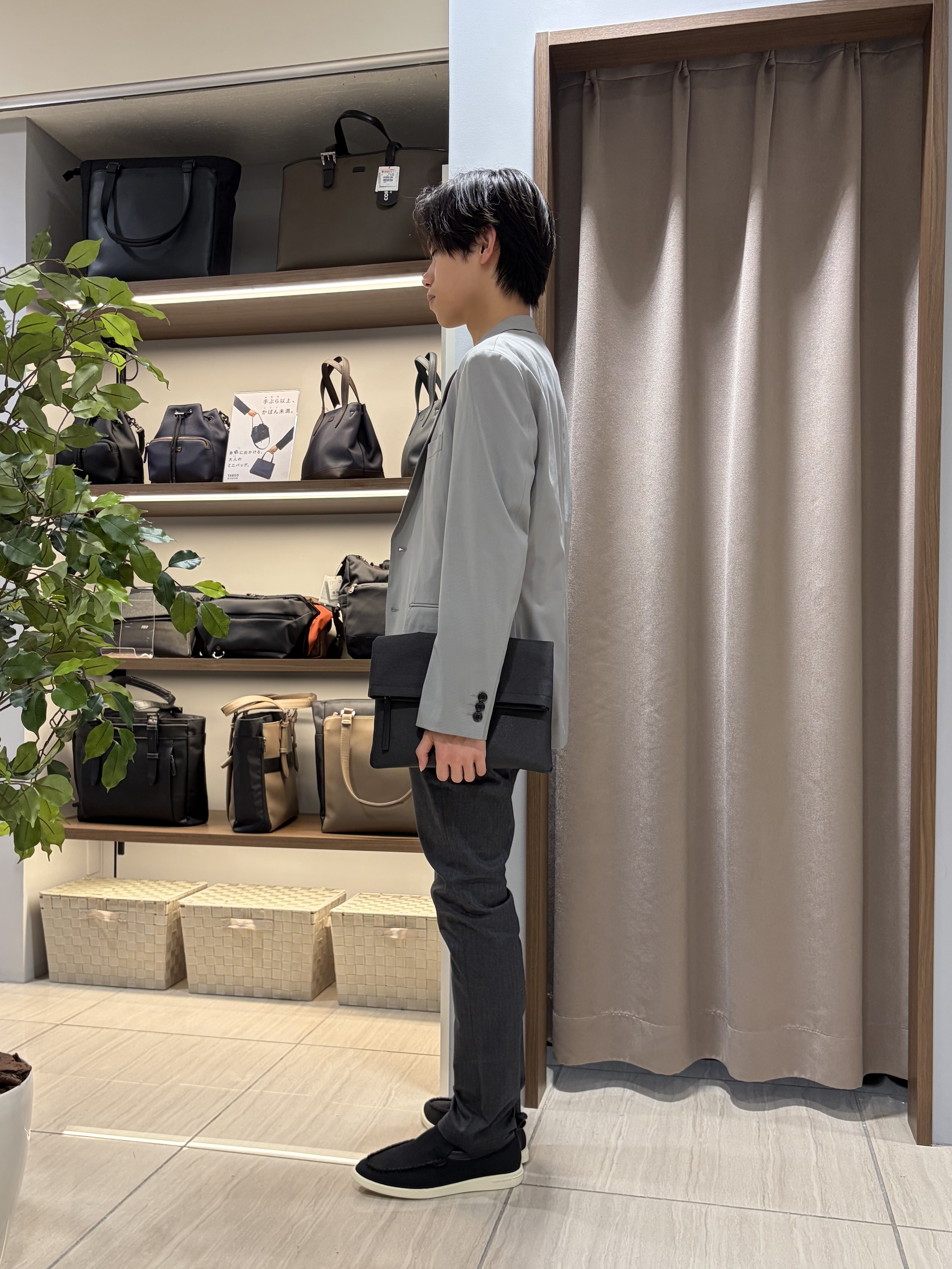 hiroさんの「TAKEO KIKUCHI｜【360&deg;ストレッチ／軽量】None Of Stress ライト ジャケット（セットアップ対応）」を使ったコーディネート