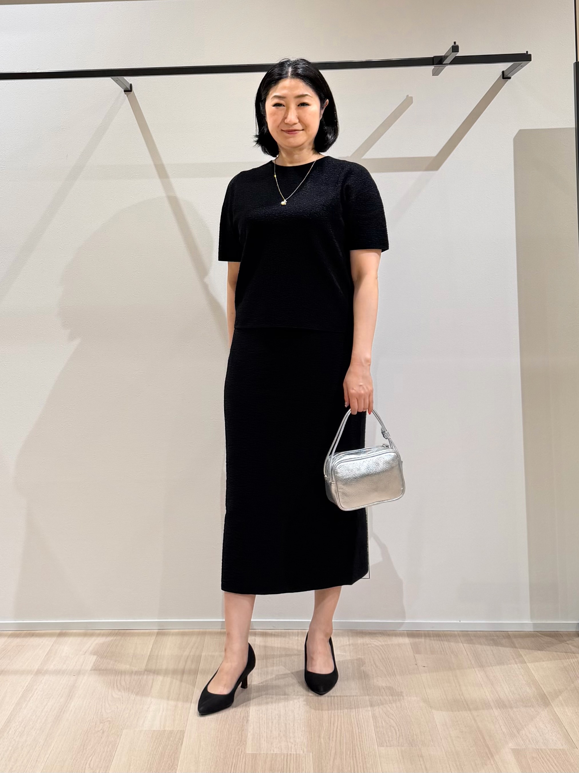 TOMOMIさんの「UNTITLED｜【セットアップ可】ドライタッチニットプルオーバー」を使ったコーディネート