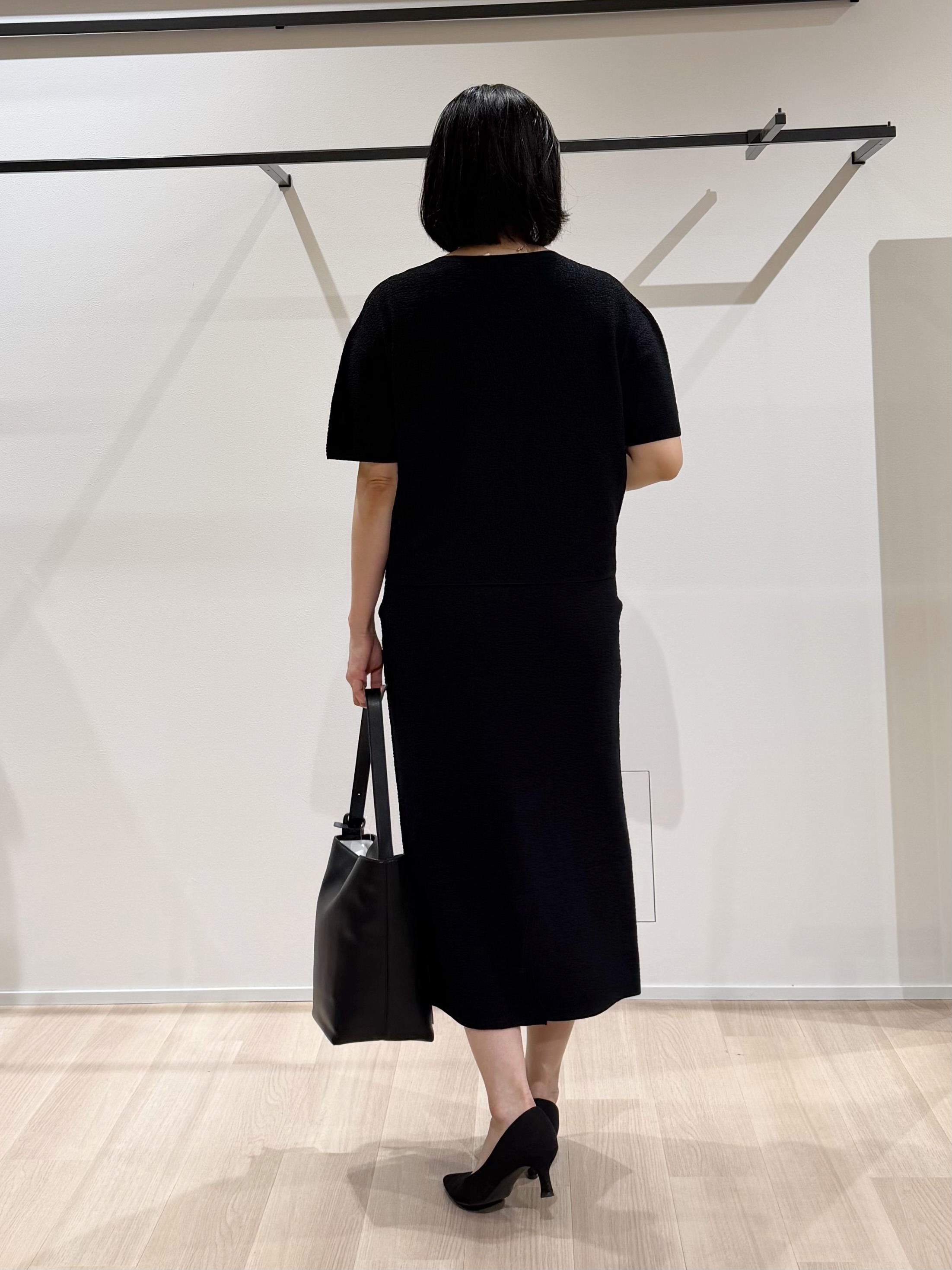 TOMOMIさんの「UNTITLED｜【セットアップ可】ドライタッチニットプルオーバー」を使ったコーディネート