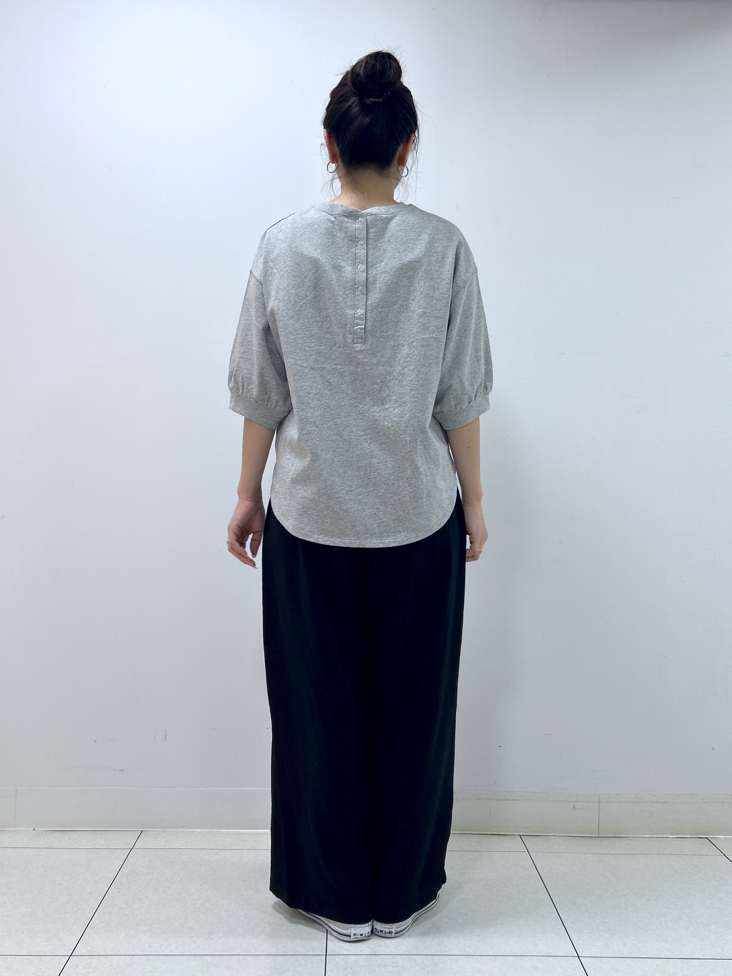 Kaiさんの「Dessin｜バックヘンリーカットソー5分袖」を使ったコーディネート