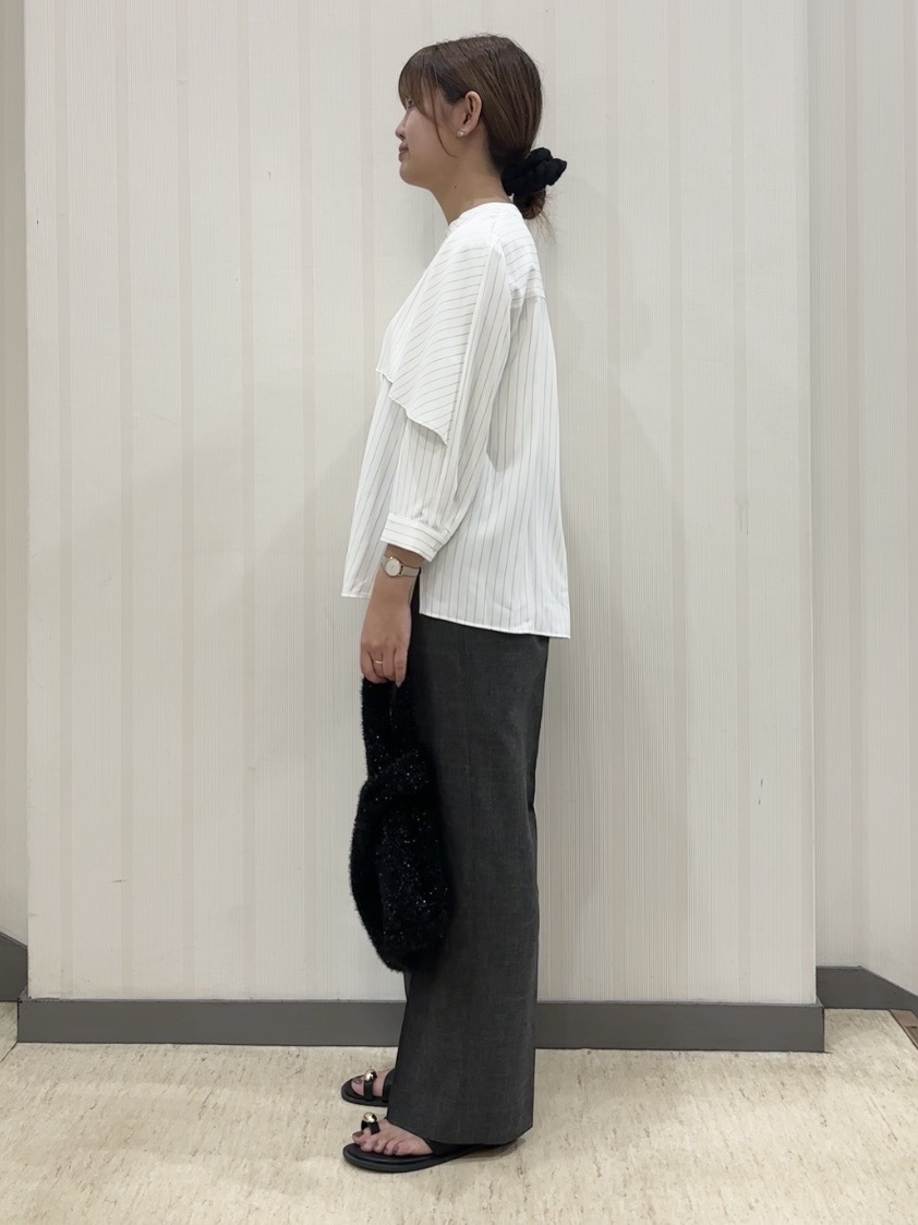 ちひさんの「INDIVI｜【接触冷感/UVケア/夏羽織り/着る日傘】ケープ風ブラウス」を使ったコーディネート