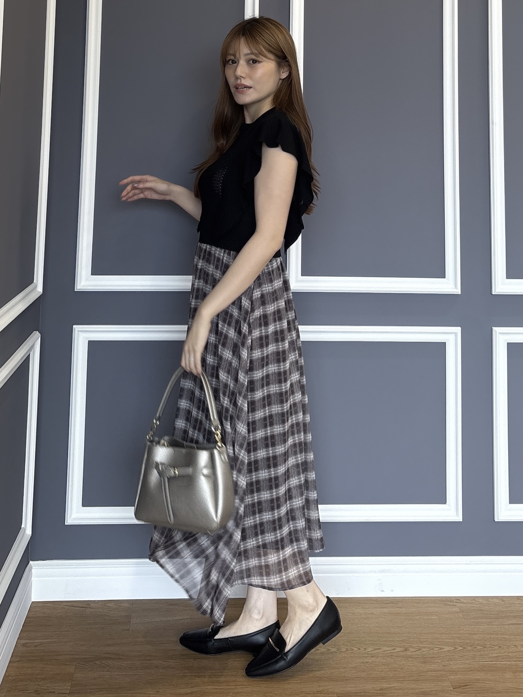 sayaさんの「grove｜【低身長さんも選べる着丈・洗濯機◎】1枚で華やか 肩フリルニットドッキングワンピース」を使ったコーディネート