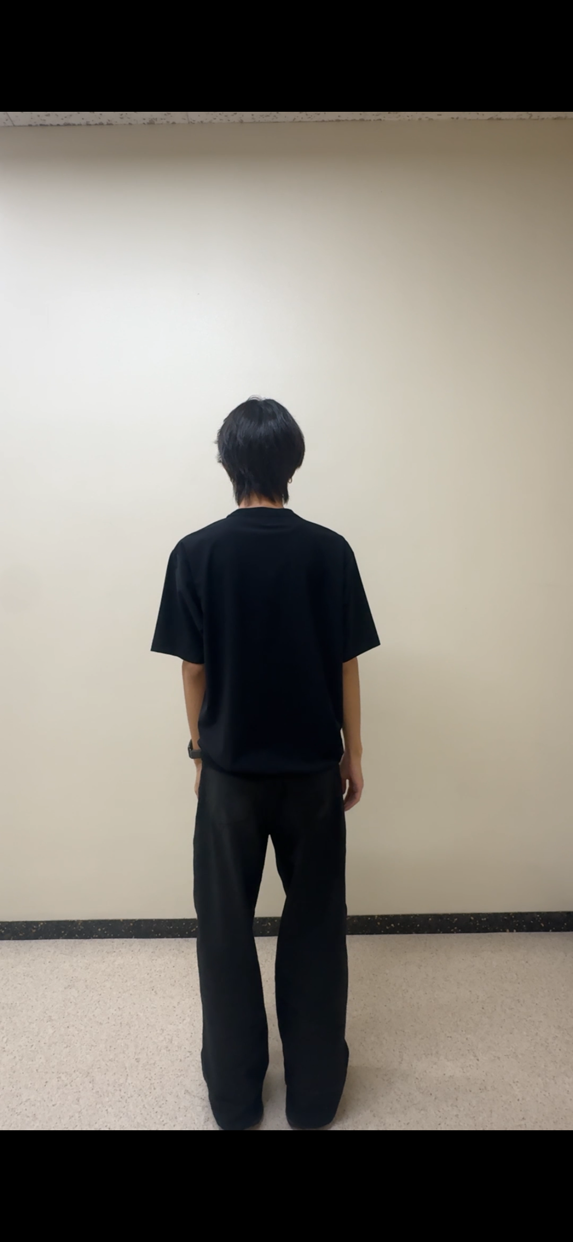 平畑慶さんの「TAKEO KIKUCHI｜【通気性】AIR TOOL LIGHT Ｔシャツ」を使ったコーディネート