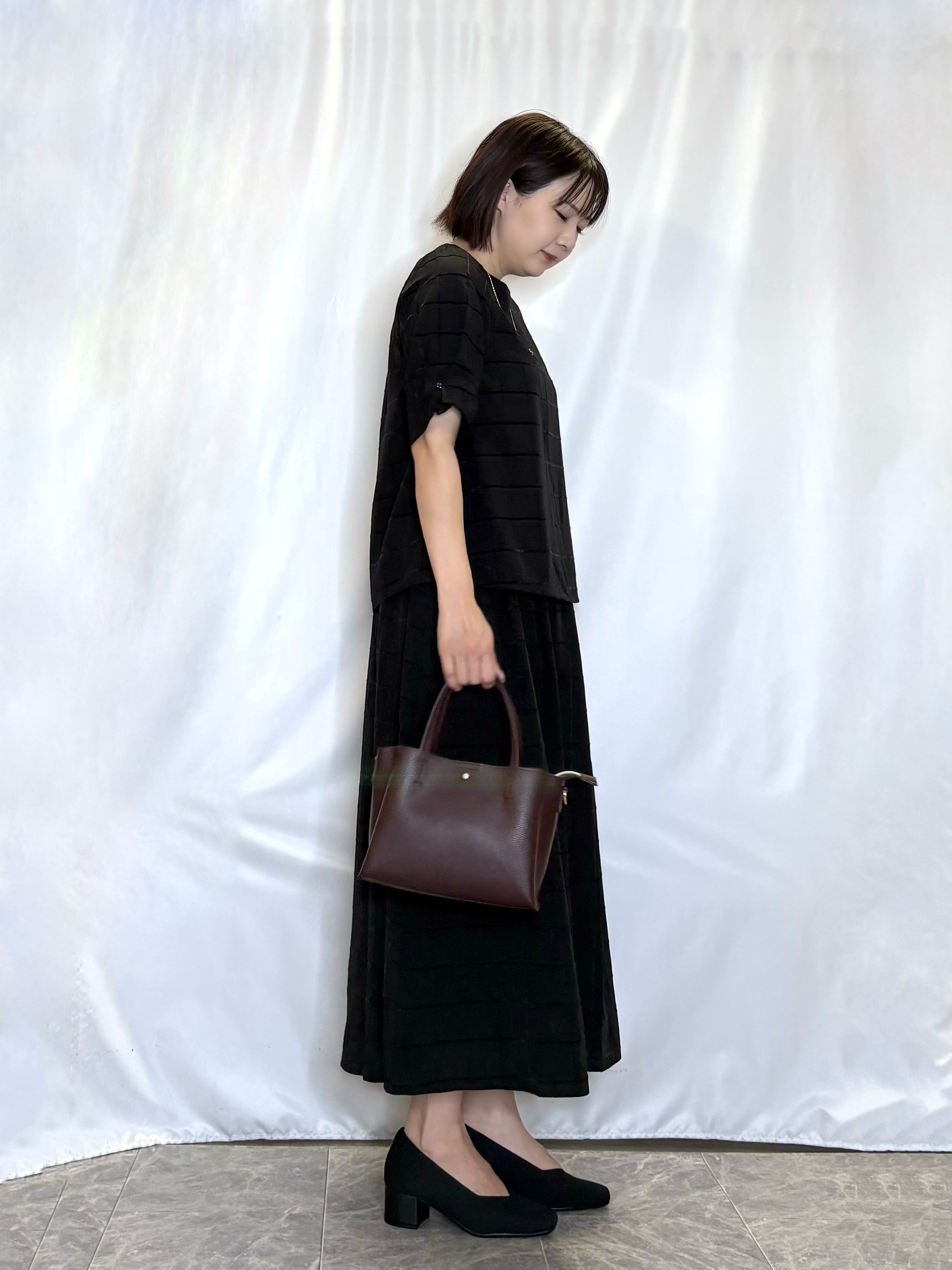 ネリさんの「SHOO･LA･RUE｜【セットアップ可/S-LL】モールチェックで上品に タックスリーブ ブラウス」を使ったコーディネート