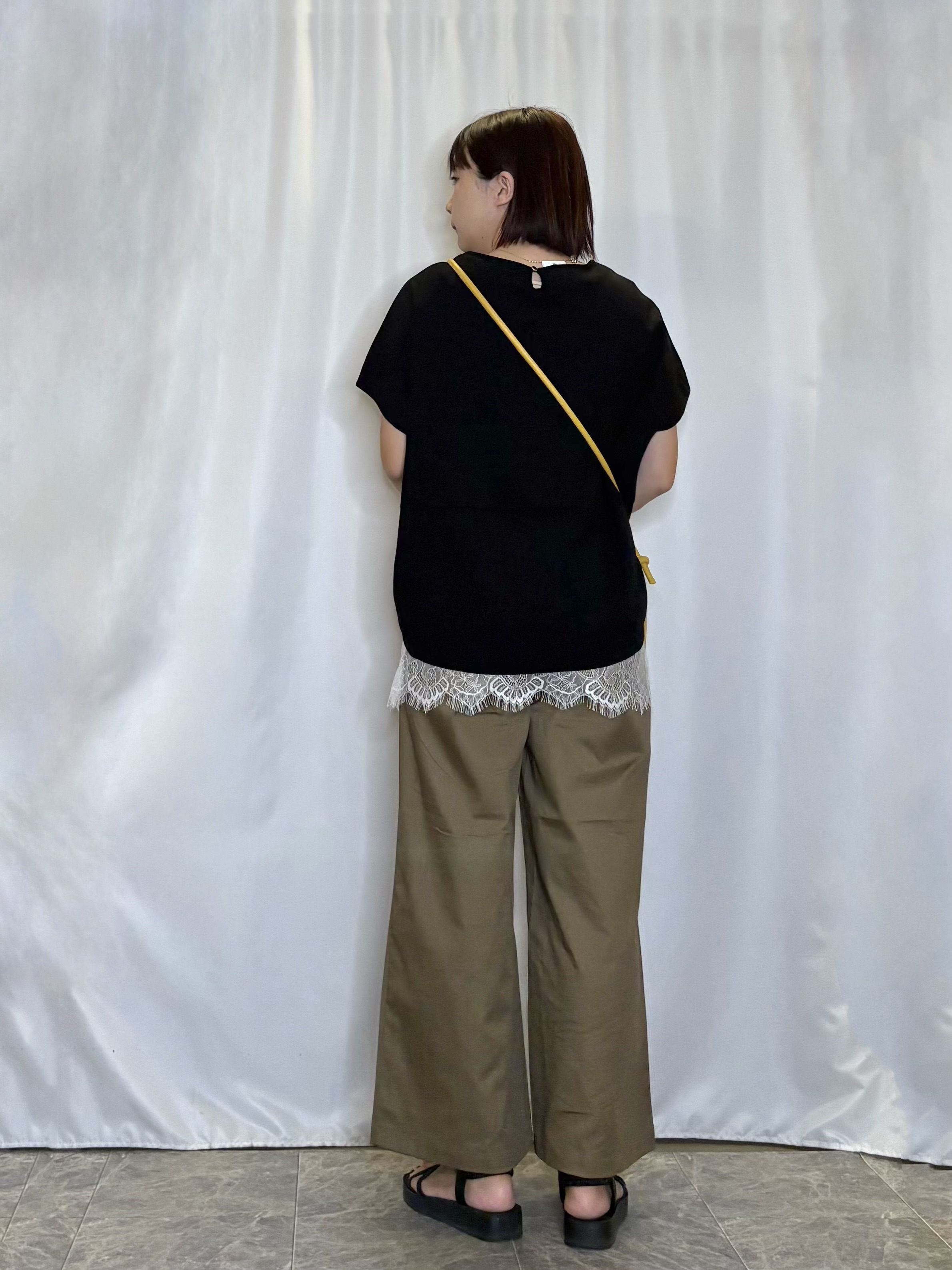 ネリさんの「SHOO･LA･RUE｜【洗濯機可/セットアップ可】軽凛(かろりん) シンプル上品 ひんやり切替コクーントップス」を使ったコーディネート