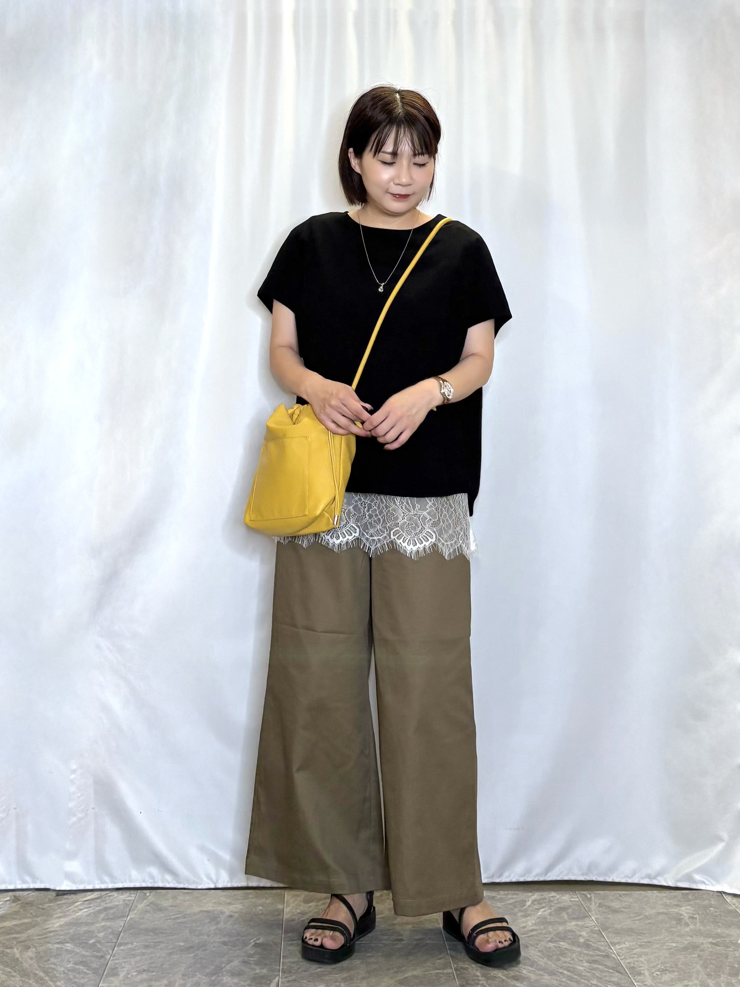 ネリさんの「SHOO･LA･RUE｜【洗濯機可/セットアップ可】軽凛(かろりん) シンプル上品 ひんやり切替コクーントップス」を使ったコーディネート