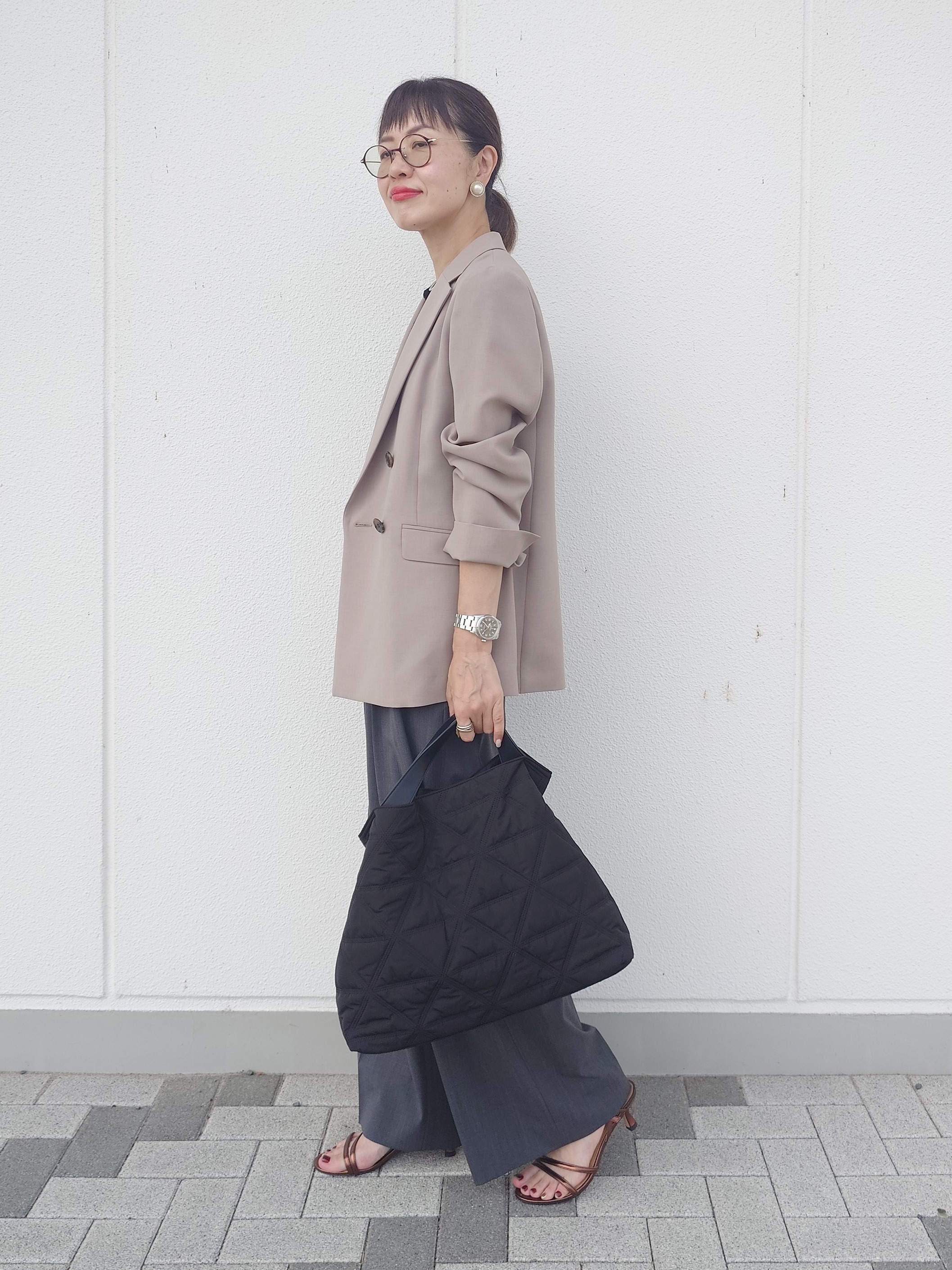 MUTSUKOさんの「UNTITLED｜【新色追加/セットアップ可】エアリー ダブルブレストジャケット」を使ったコーディネート
