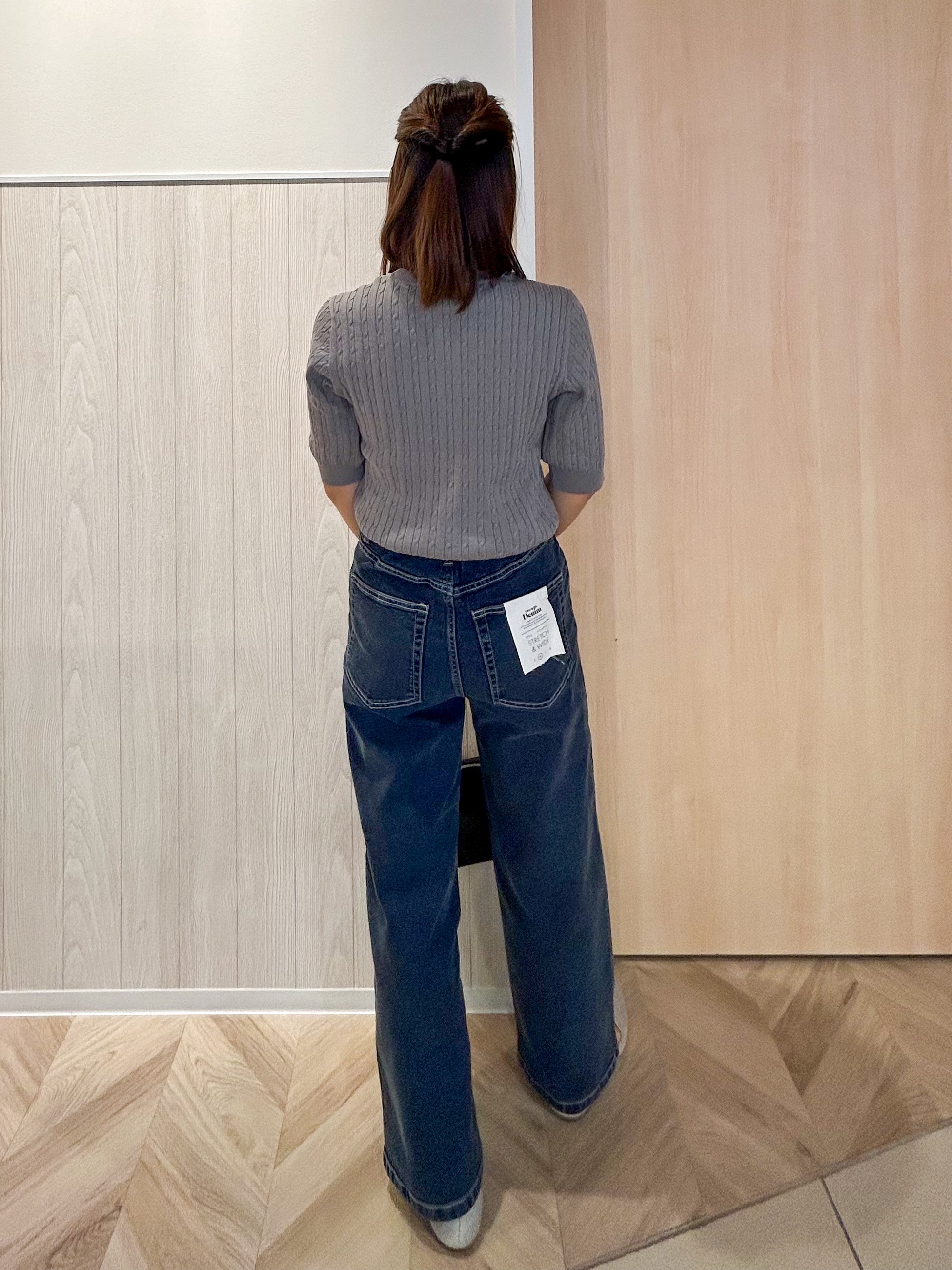 tomoさんの「SHOO･LA･RUE｜【洗濯機可/S-LL】上品見え ミニケーブルニット」を使ったコーディネート