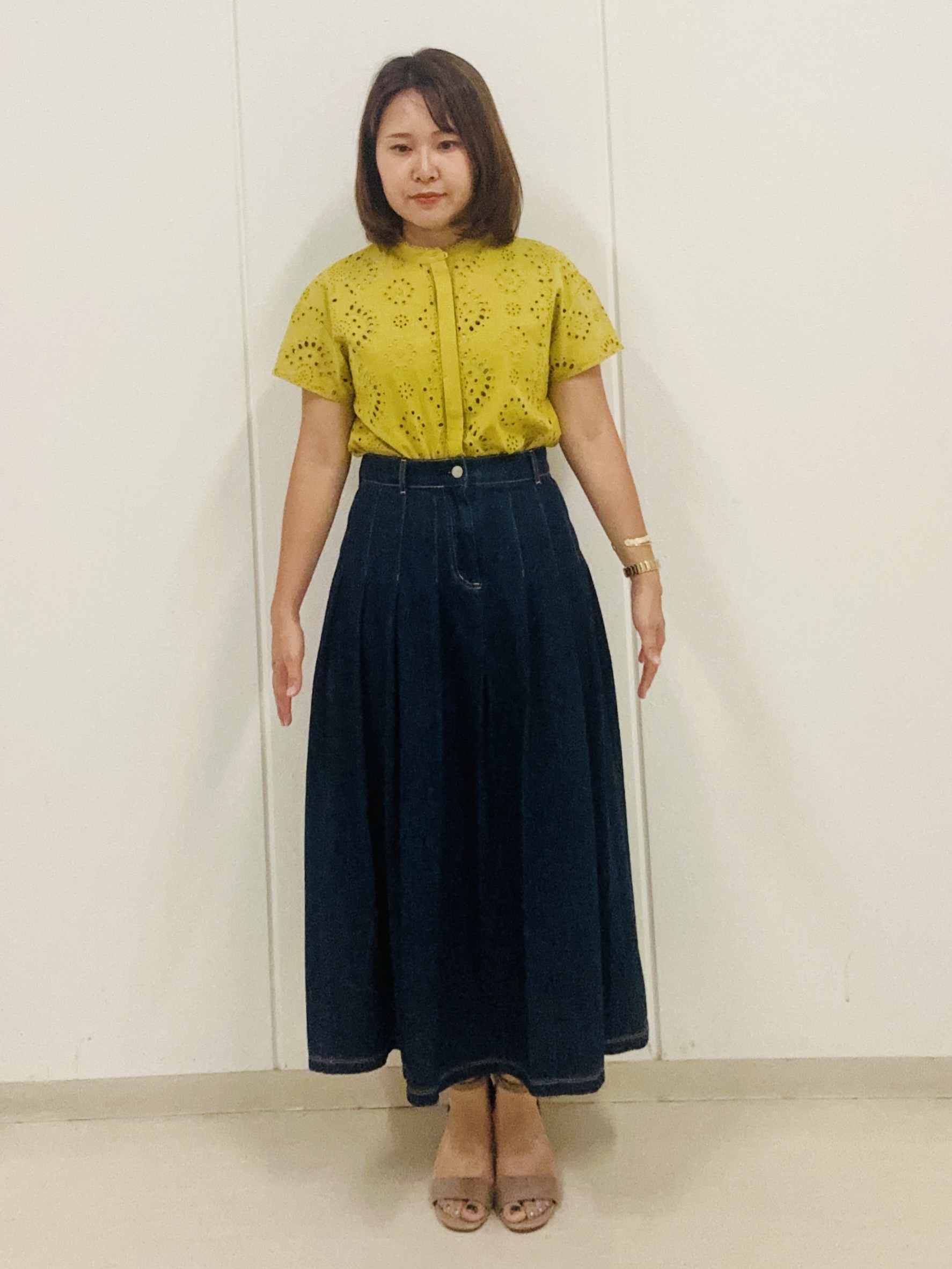haseさんの「Reflect｜【通勤◎】カットワーク刺繍レース シャツブラウス」を使ったコーディネート