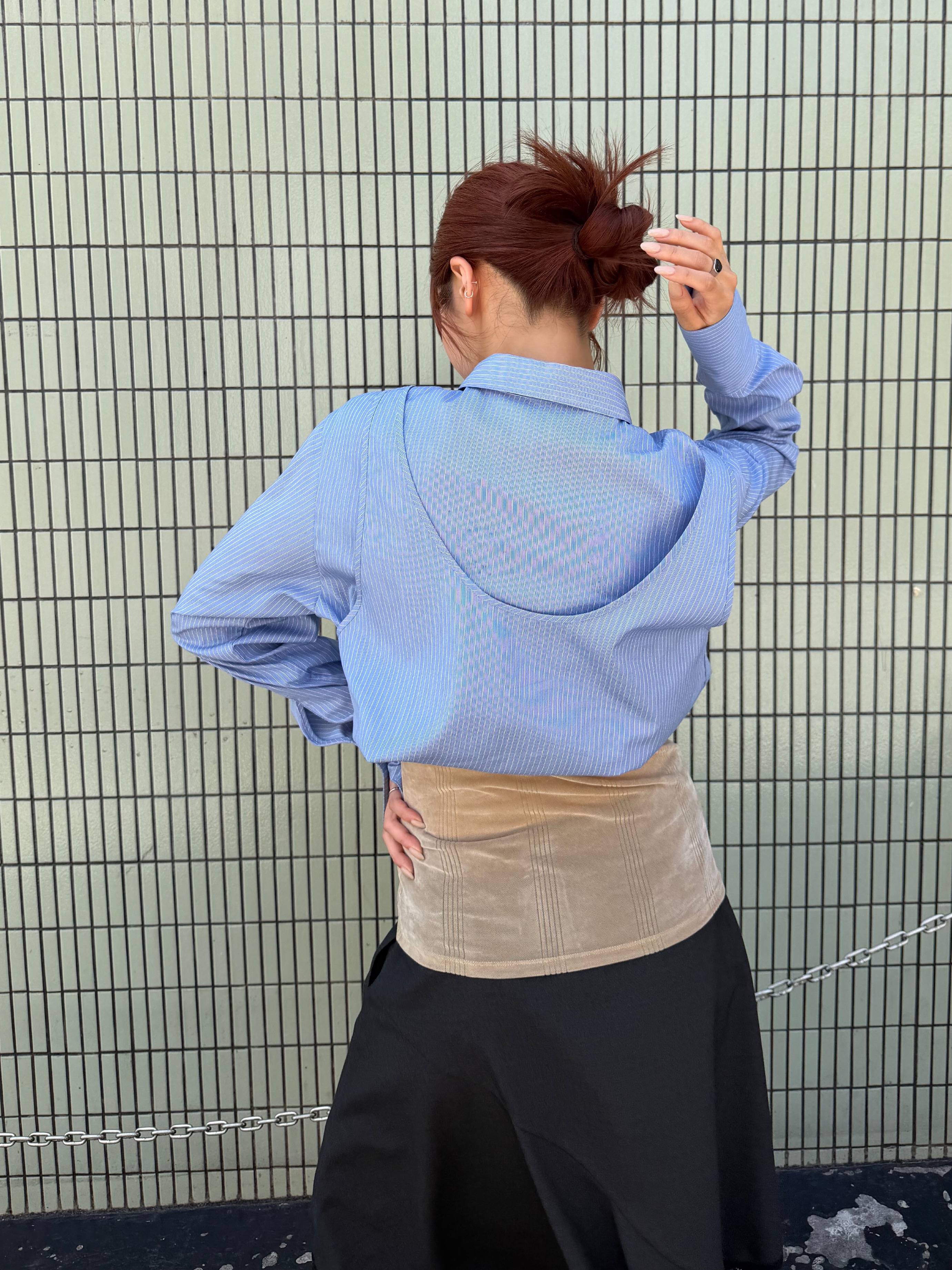 kanamiさんの「CODE A｜asymmetric lace hem skirt」を使ったコーディネート