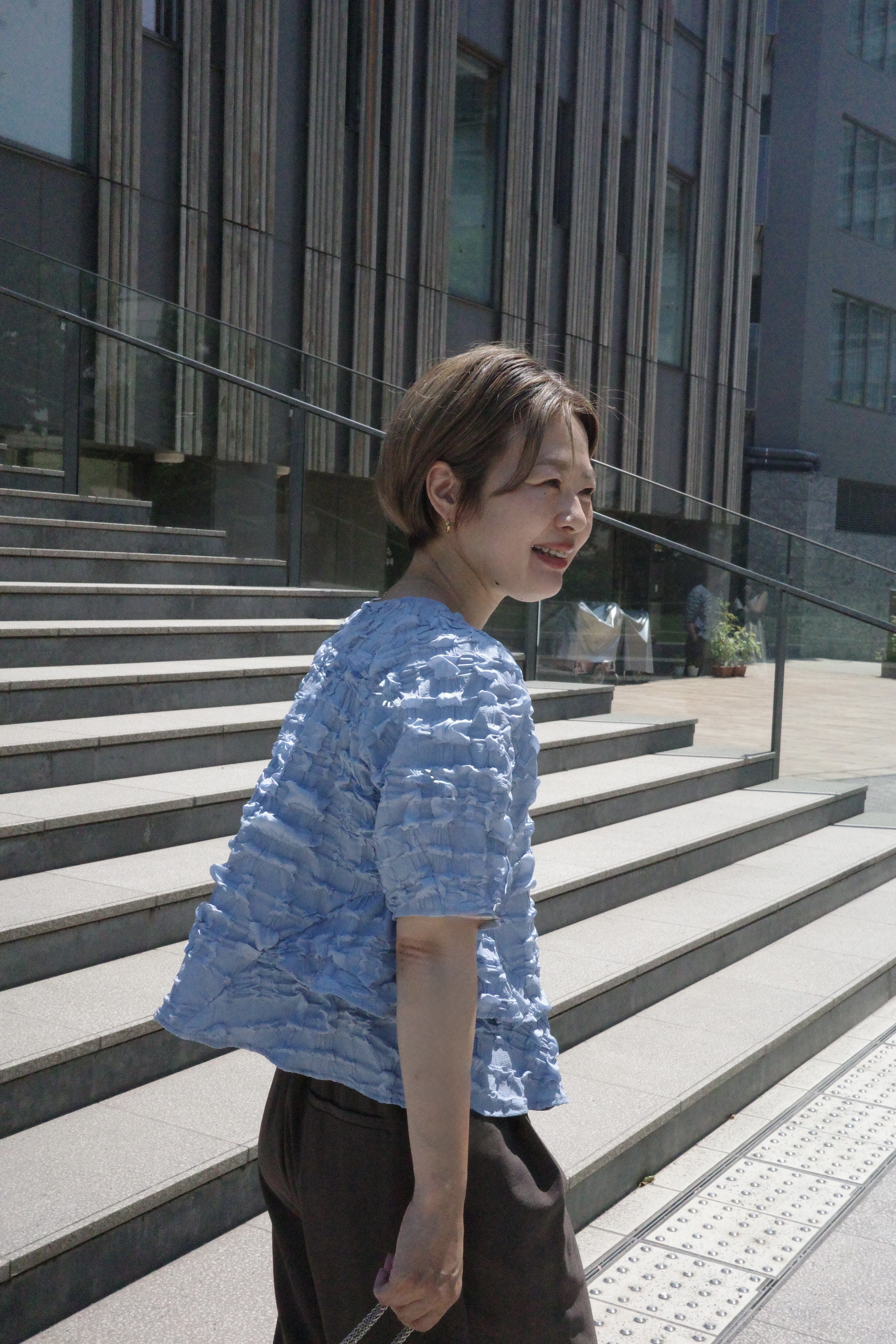 Mariko.Sさんの「OPAQUE.CLIP｜ふくれジャカード フリルペプラムブラウス【洗濯機OK】」を使ったコーディネート