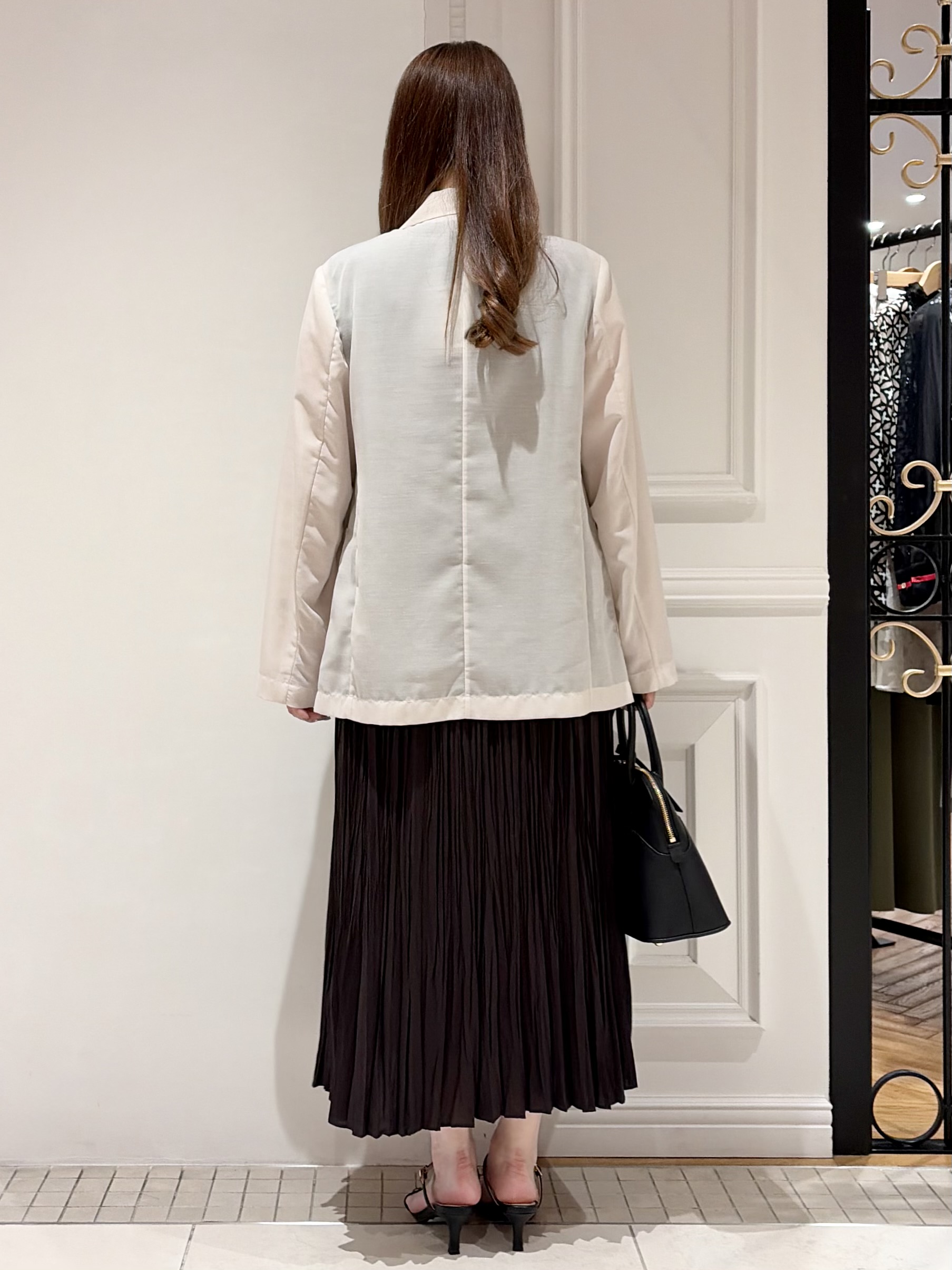minowaさんの「DRESSTERIOR｜【接触冷感/防シワ機能/ウォッシャブル】クールタッチ リネンブレンドシアージャケット」を使ったコーディネート